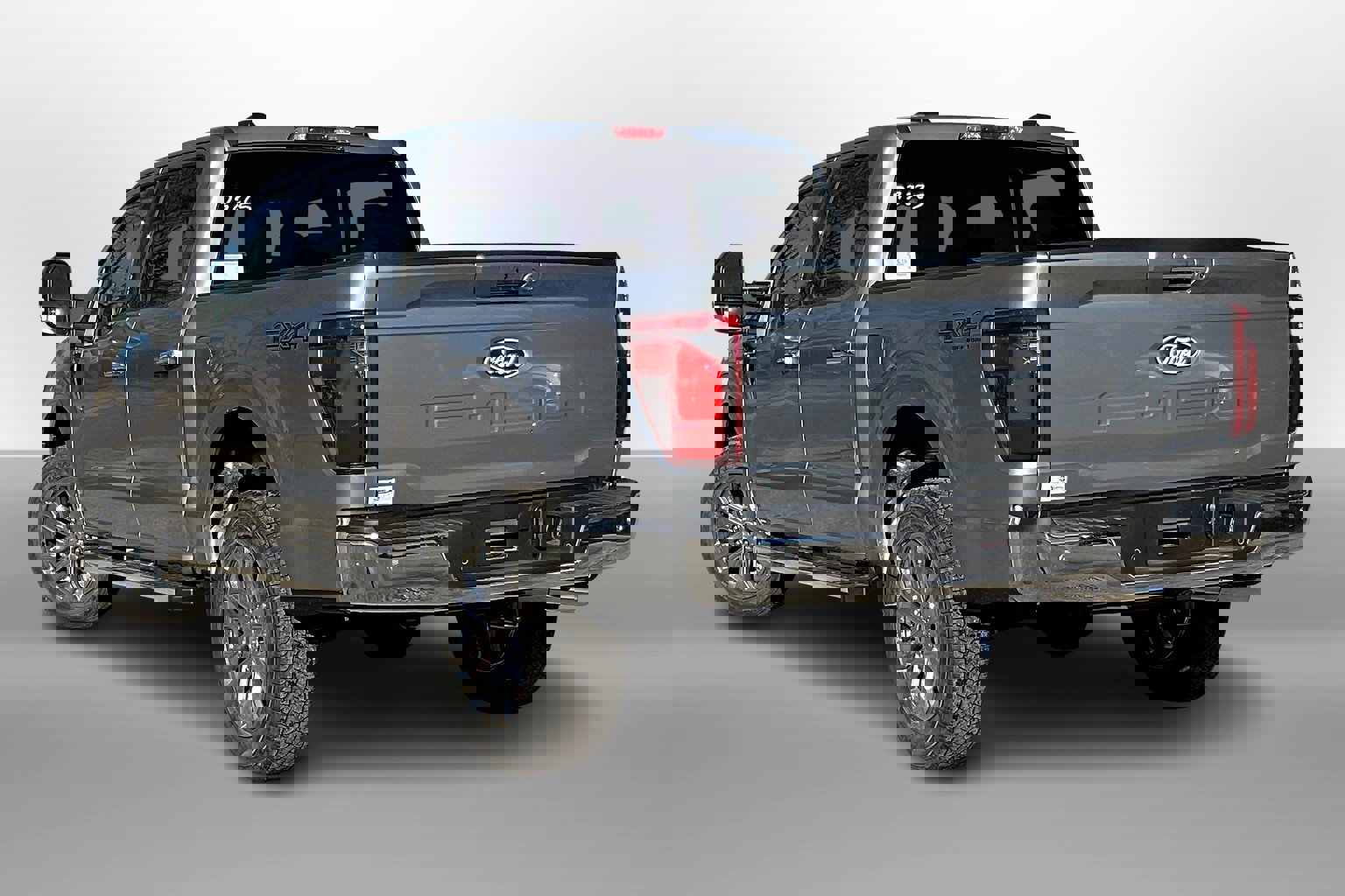 2024 Ford F-150 XLT photo 2