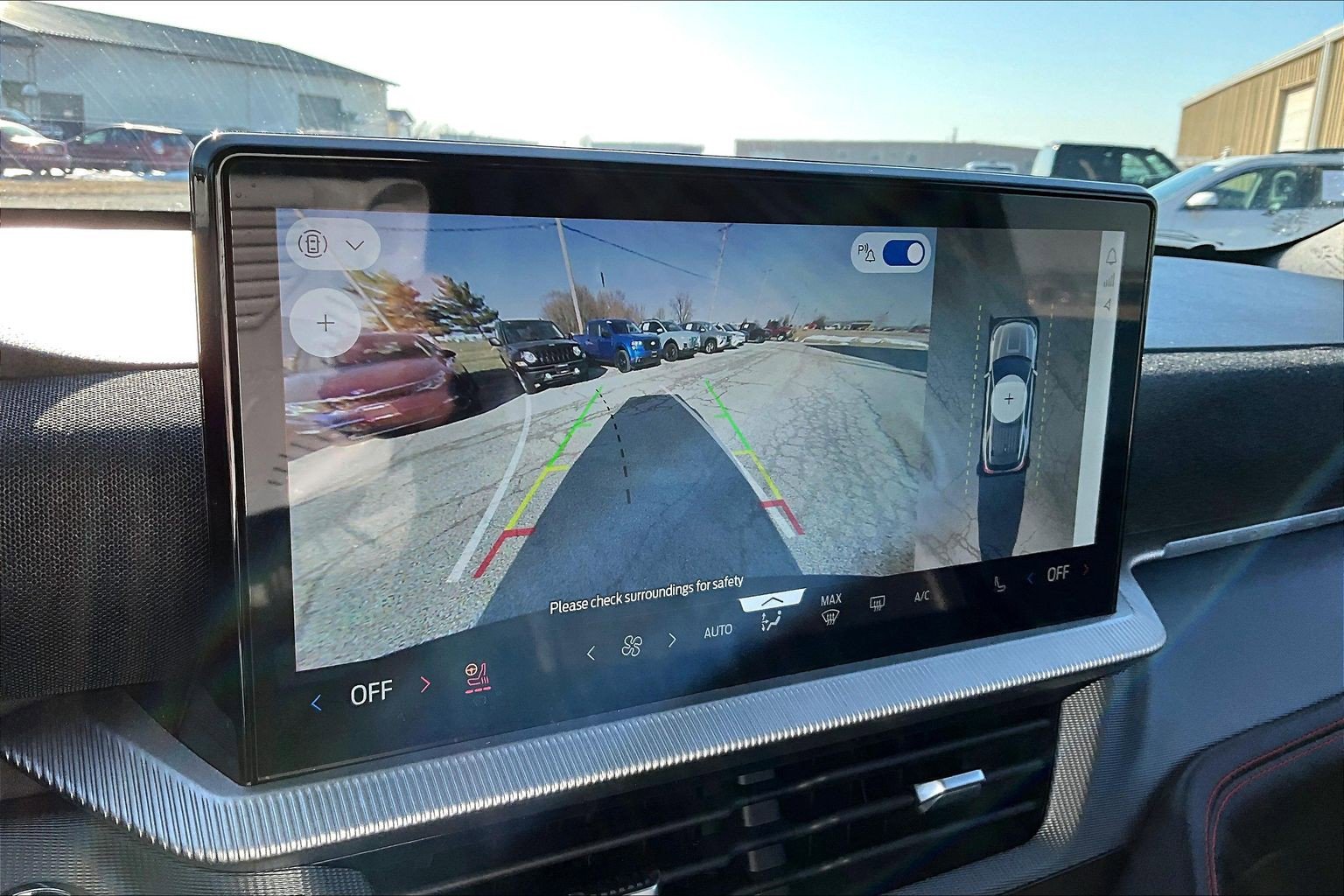 2025 Ford Explorer ST-LINE - Photo 31