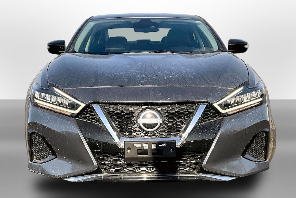 Used 2023 Nissan Maxima SV Sedan