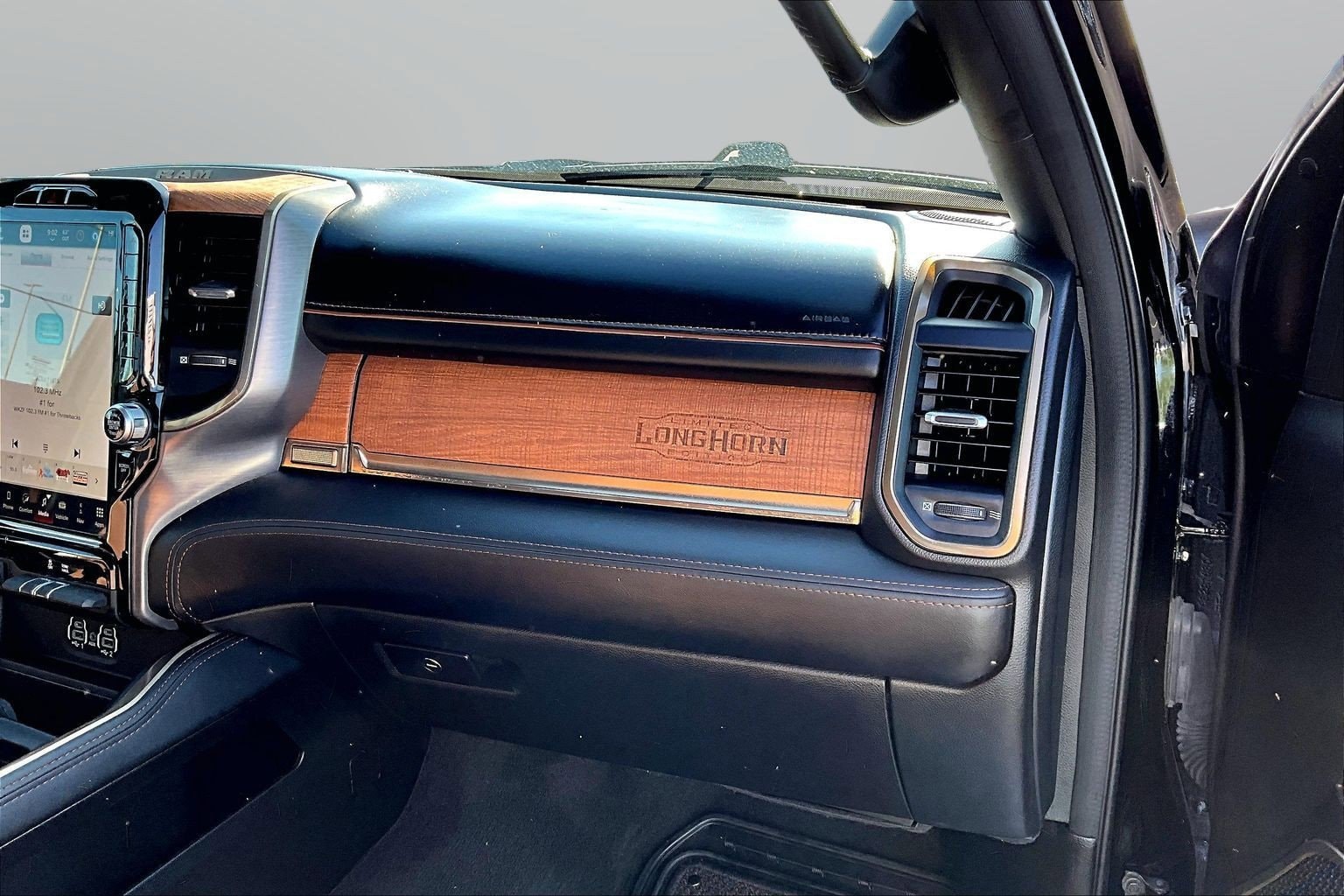 2023 RAM Ram 1500 Pickup Longhorn - Photo 20