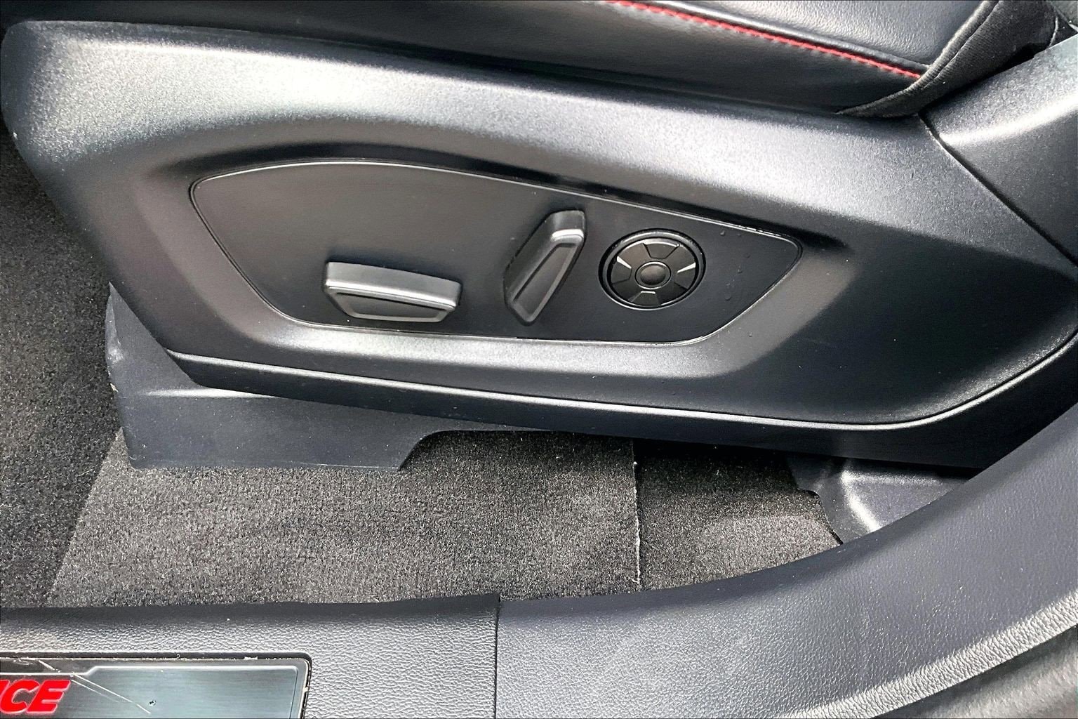 2025 Ford Explorer ST - Photo 35