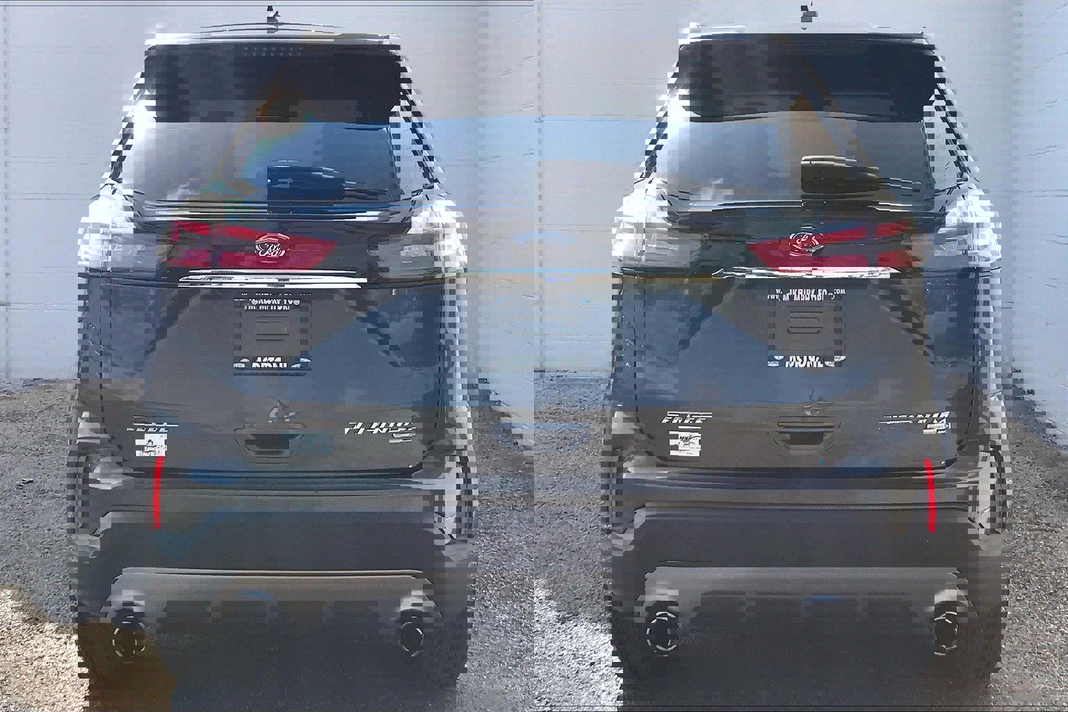 2020 Ford Edge Titanium photo 3