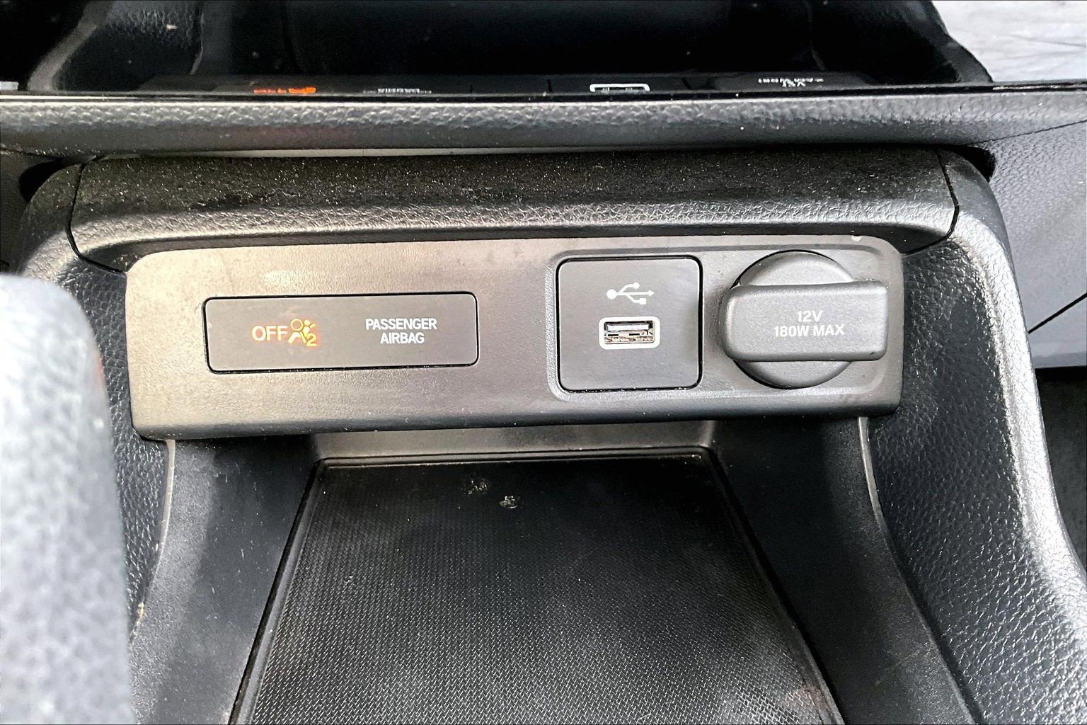 2024 Honda Civic Hatchback LX - Photo 32