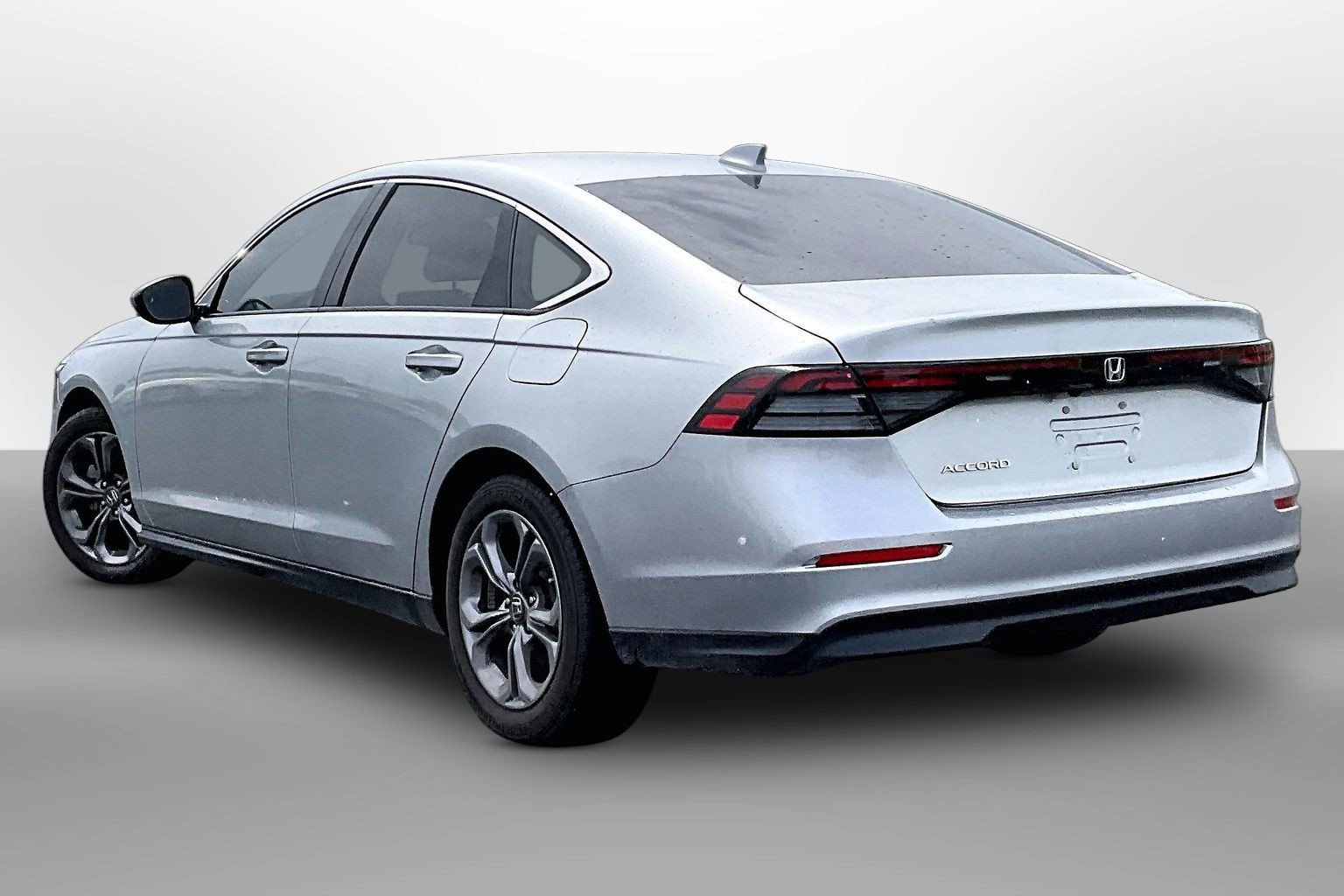2024 Honda Accord EX - Photo 10