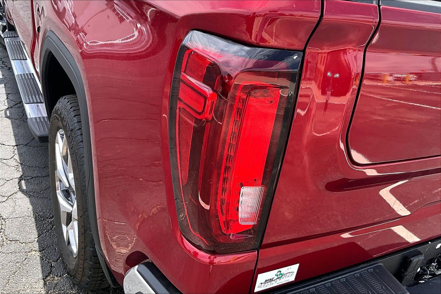 2026 GMC Sierra 1500 SLT - Photo 28