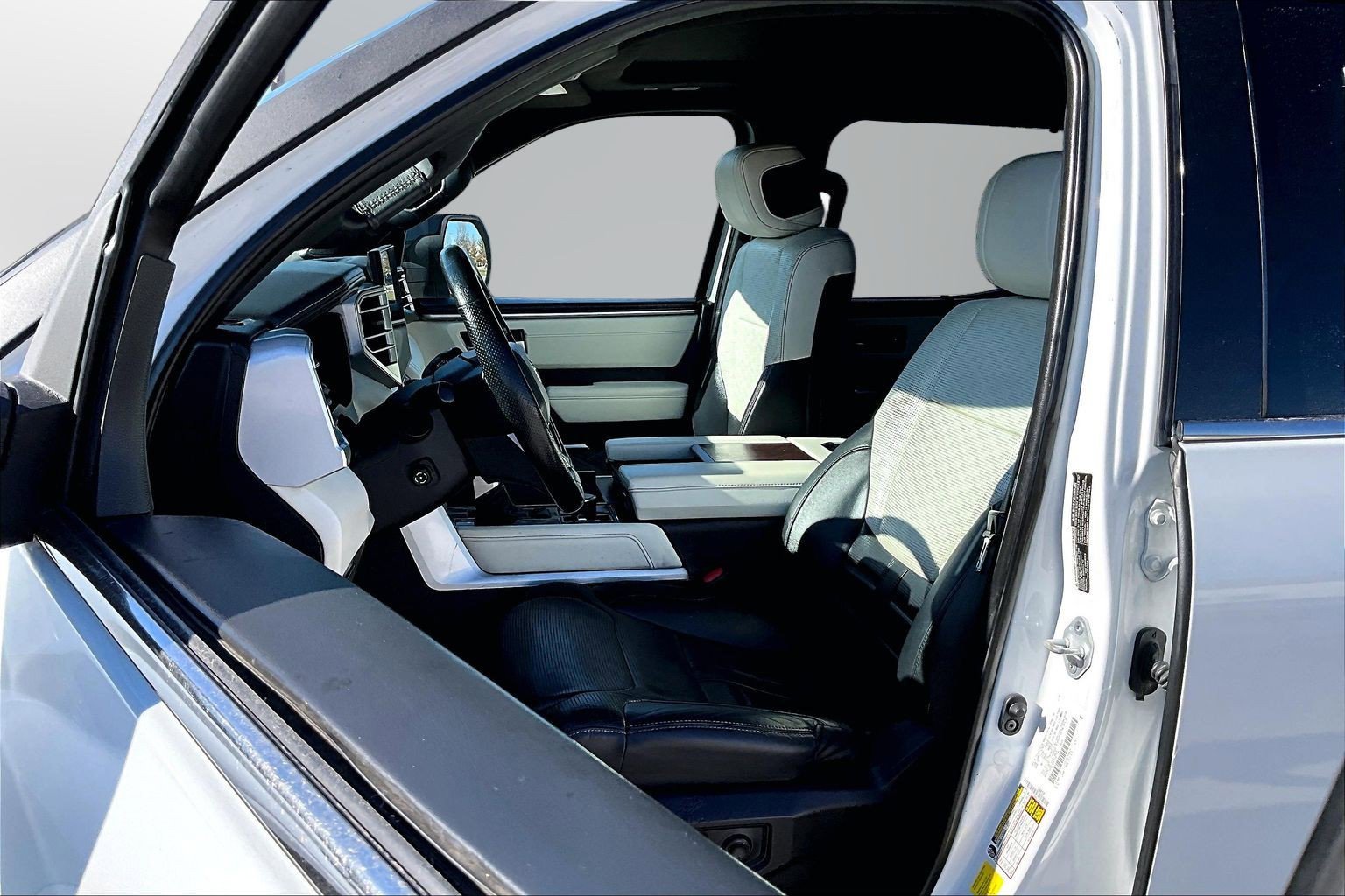 2023 Toyota Tundra Capstone - Photo 15