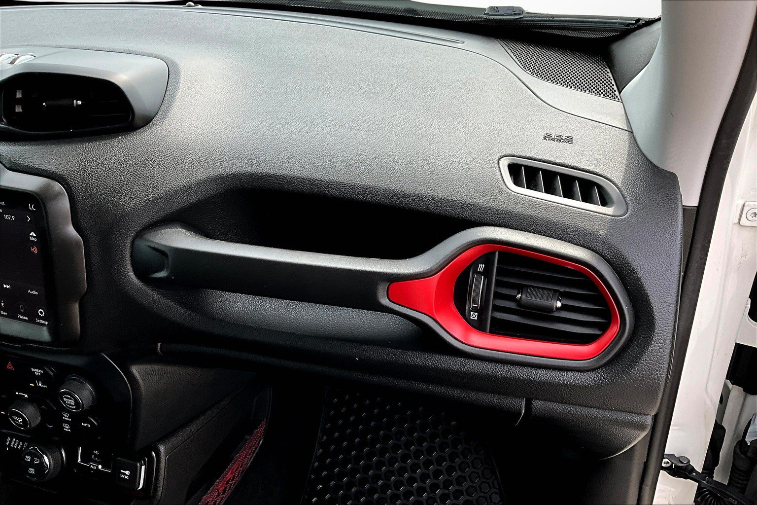 2022 Jeep Renegade Trailhawk - Photo 21