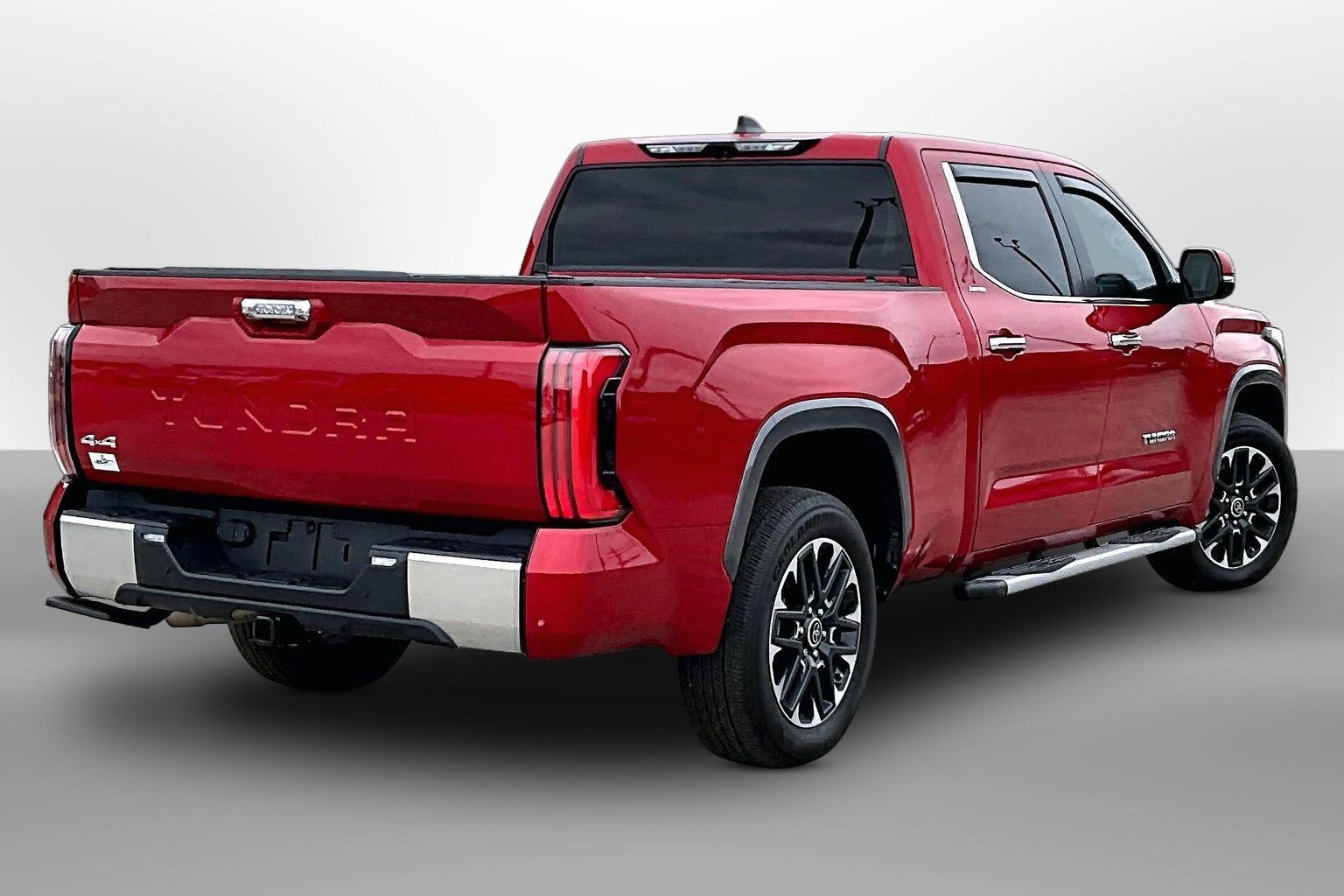 2024 Toyota Tundra Limited - Photo 11