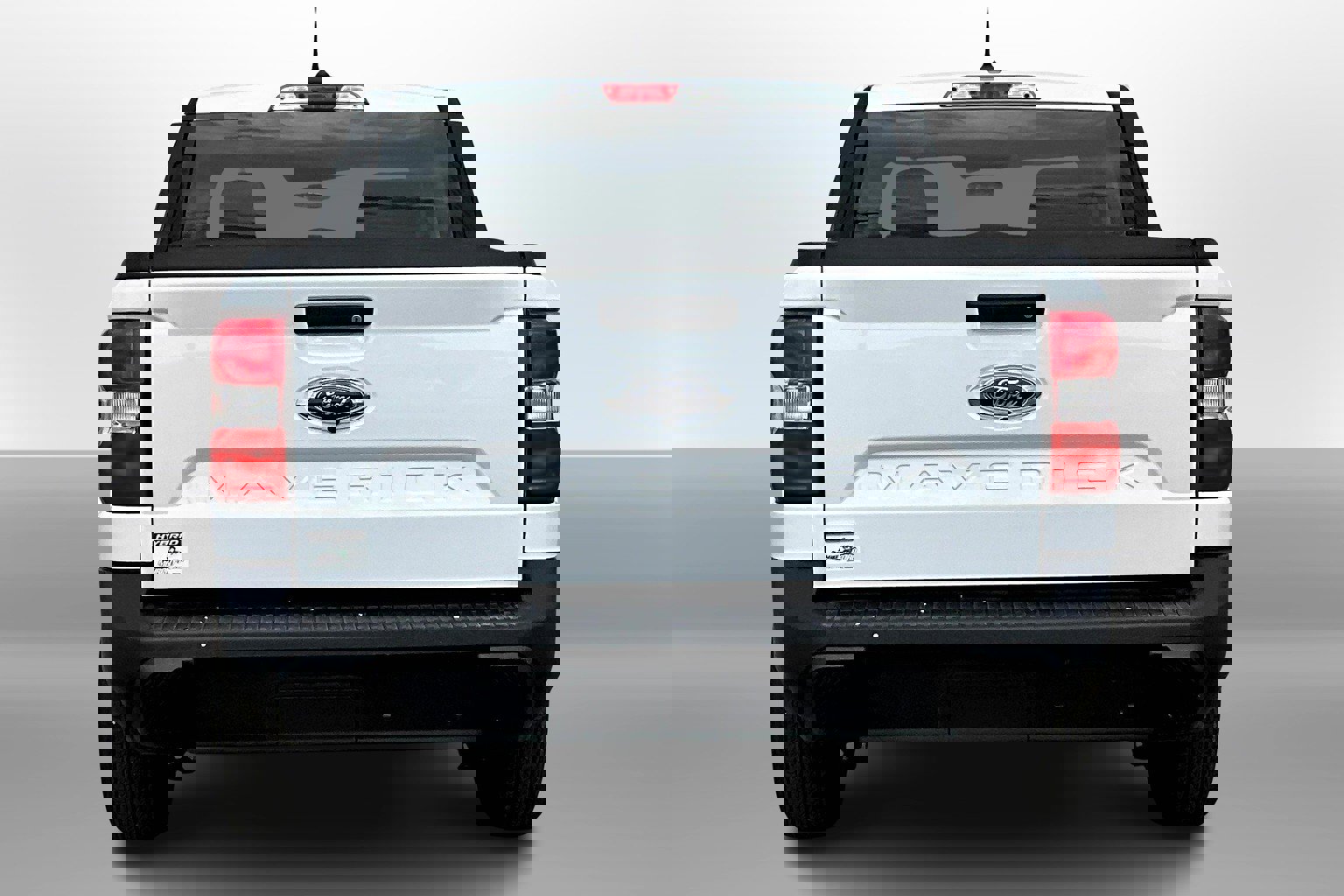 2024 Ford Maverick XLT photo 2