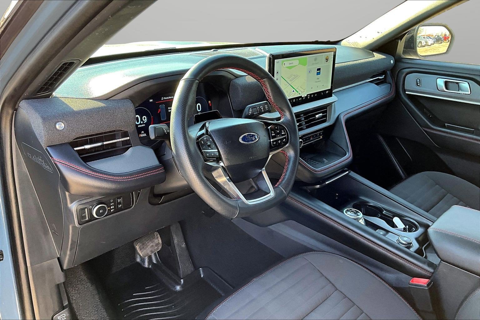 2025 Ford Explorer ST-LINE - Photo 21