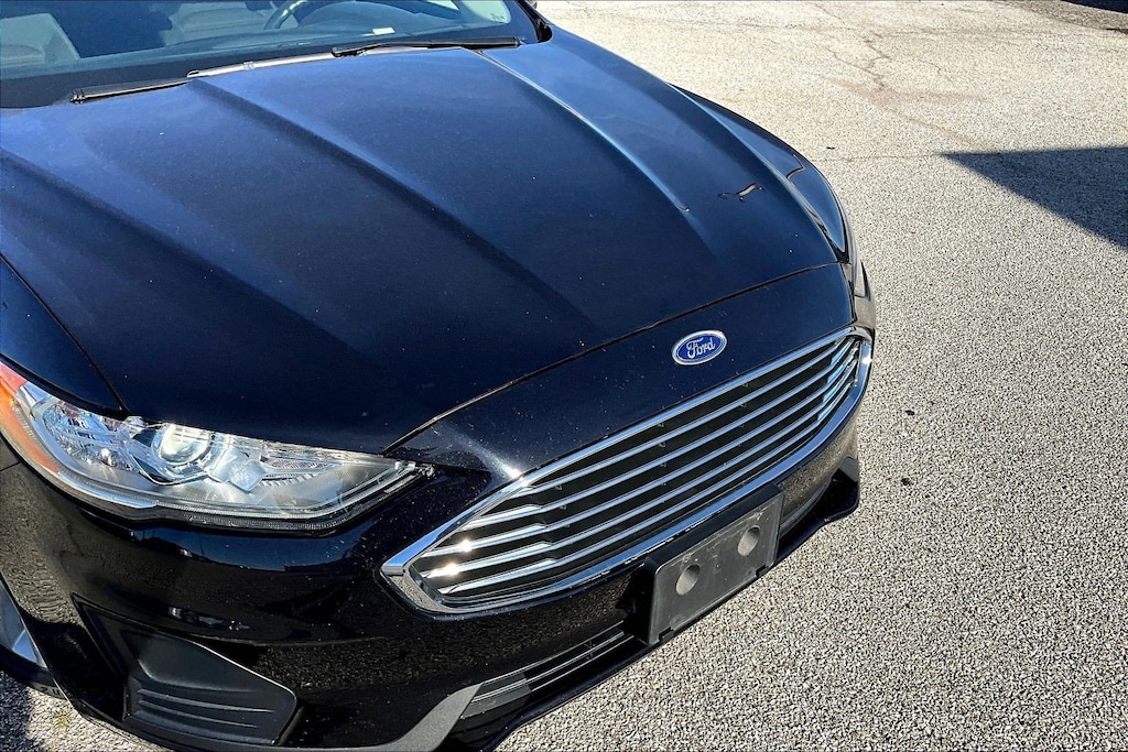Used 2019 Ford Fusion Hybrid SE Sedan