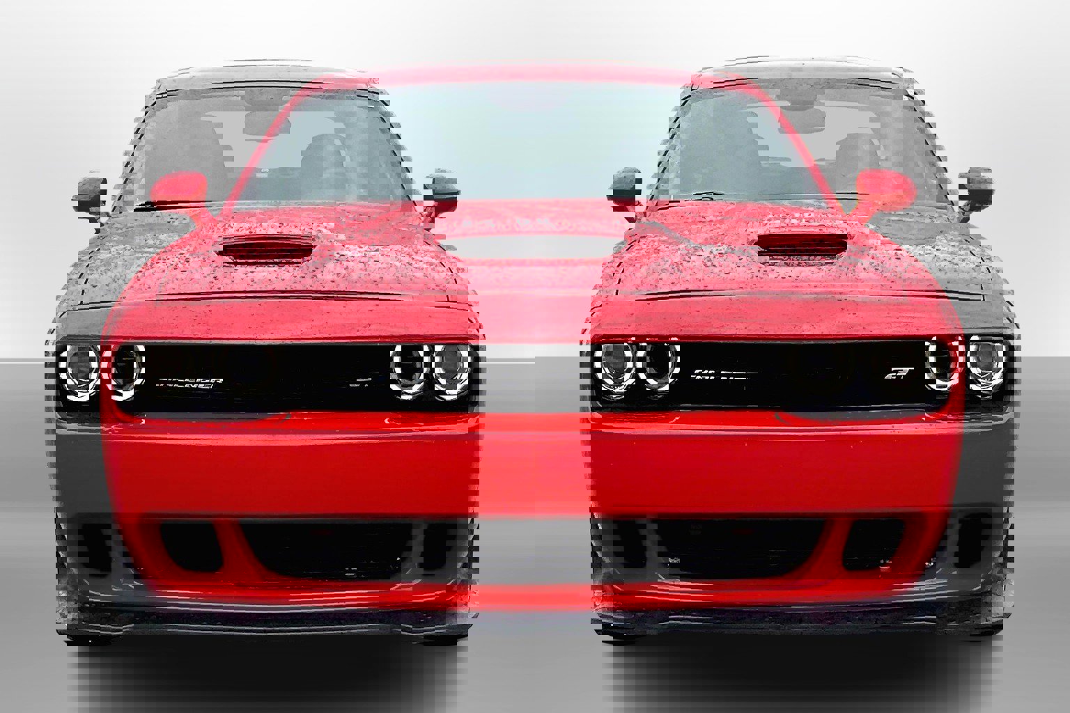 2022 Dodge Challenger GT photo 2