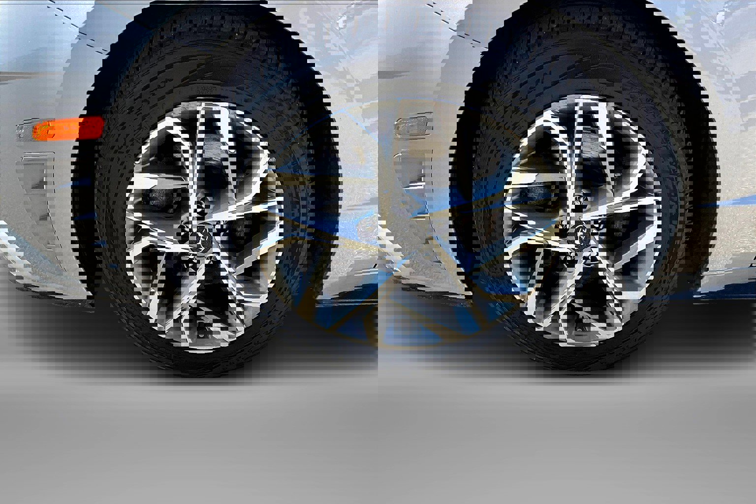 2023 Hyundai Sonata SEL photo 2