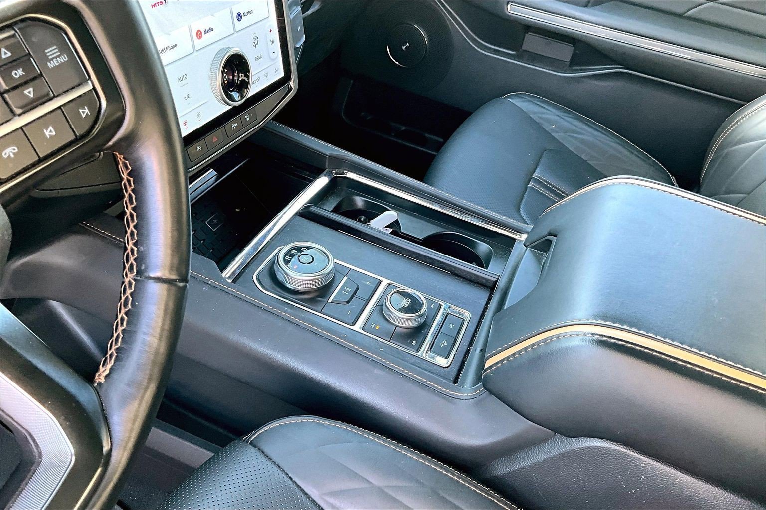 2024 Ford Expedition Platinum - Photo 15