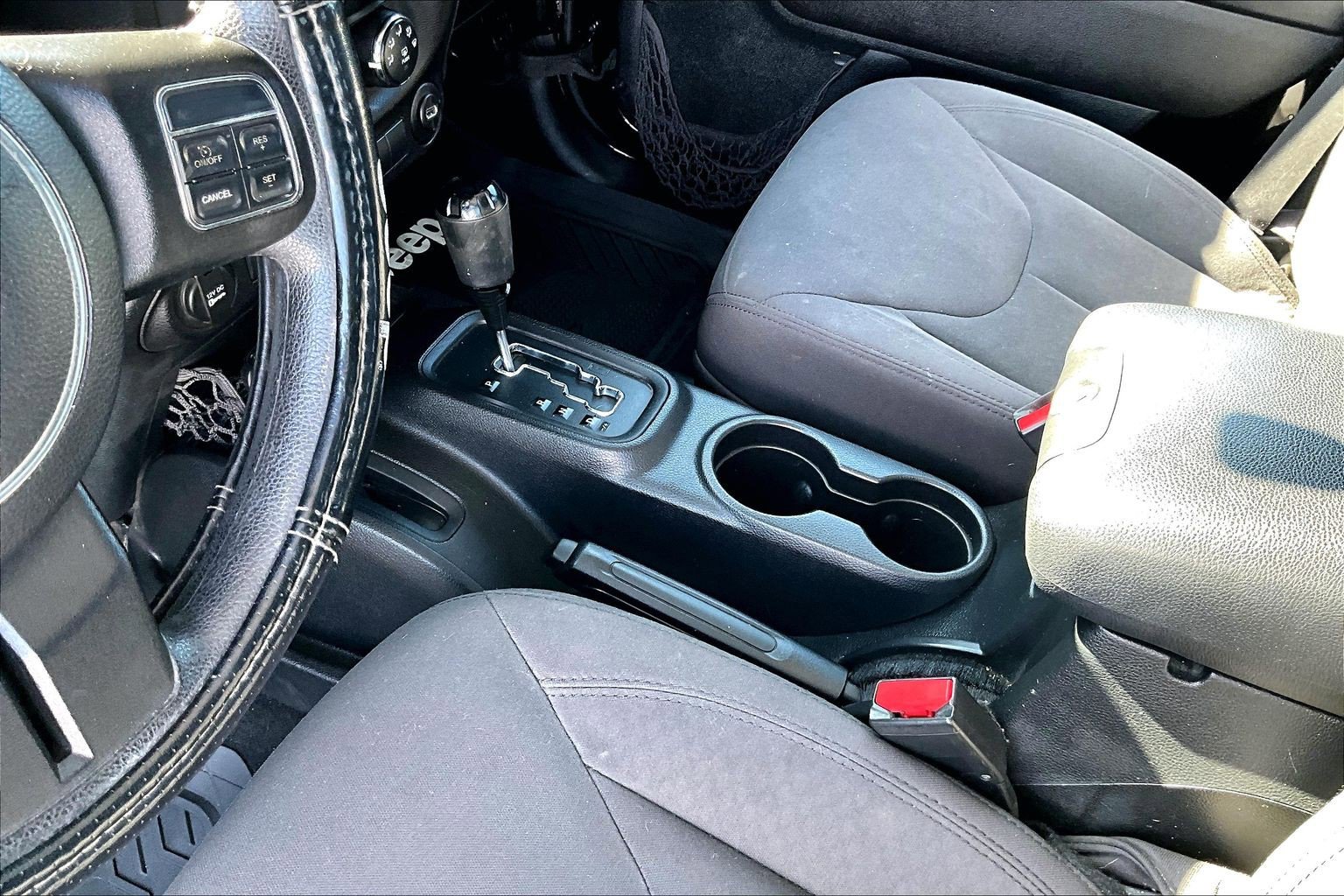 2016 Jeep Wrangler Unlimited Sport - Photo 15