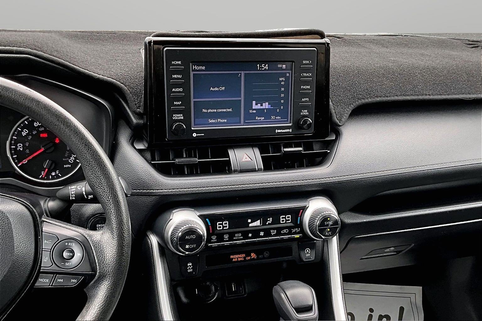 2022 Toyota RAV4 XLE - Photo 6