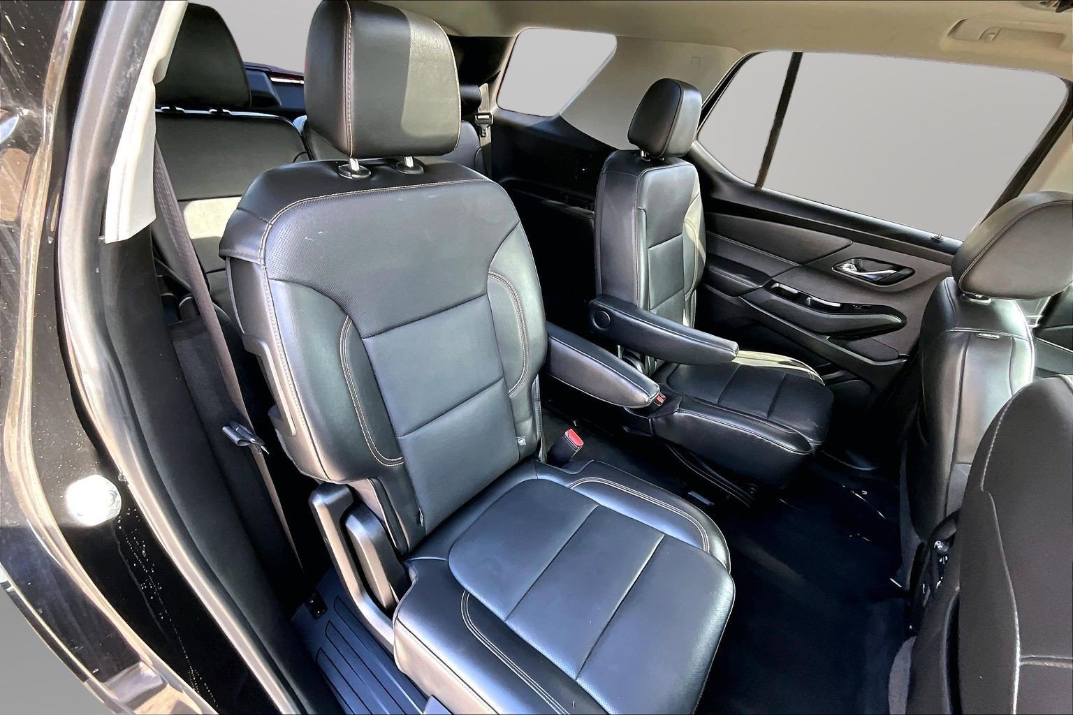 2020 Chevrolet Traverse Premier - Photo 17