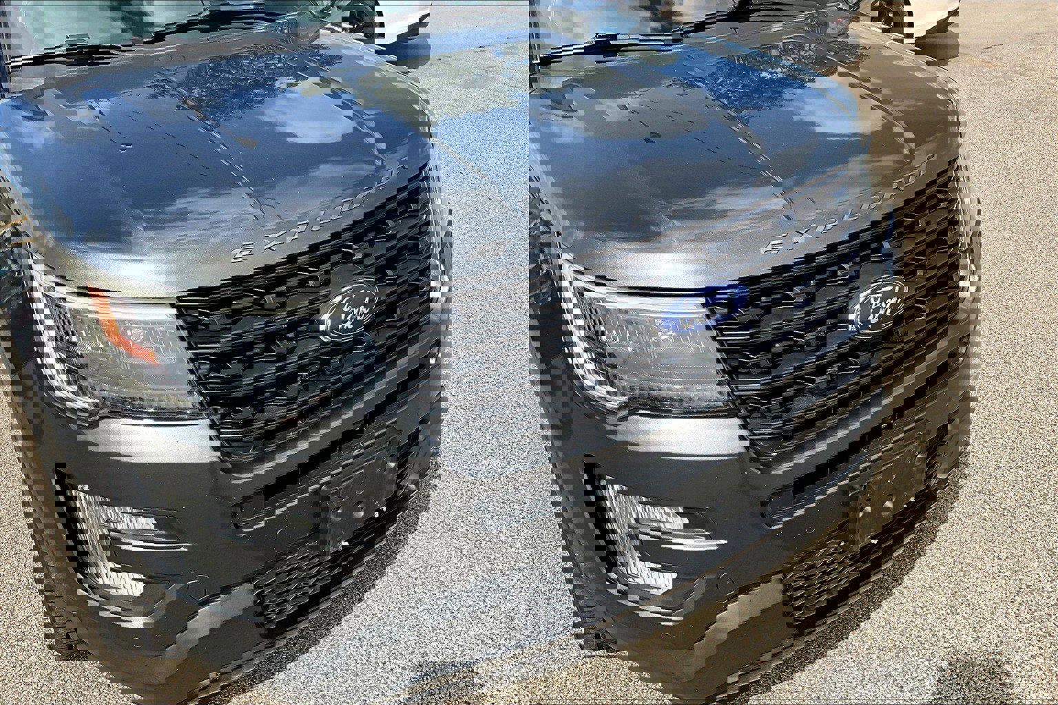 2017 Ford Explorer Sport photo 3