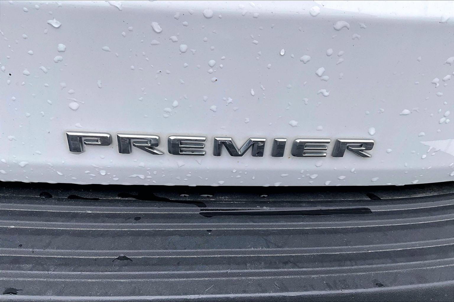 2023 Chevrolet Suburban Premier - Photo 8