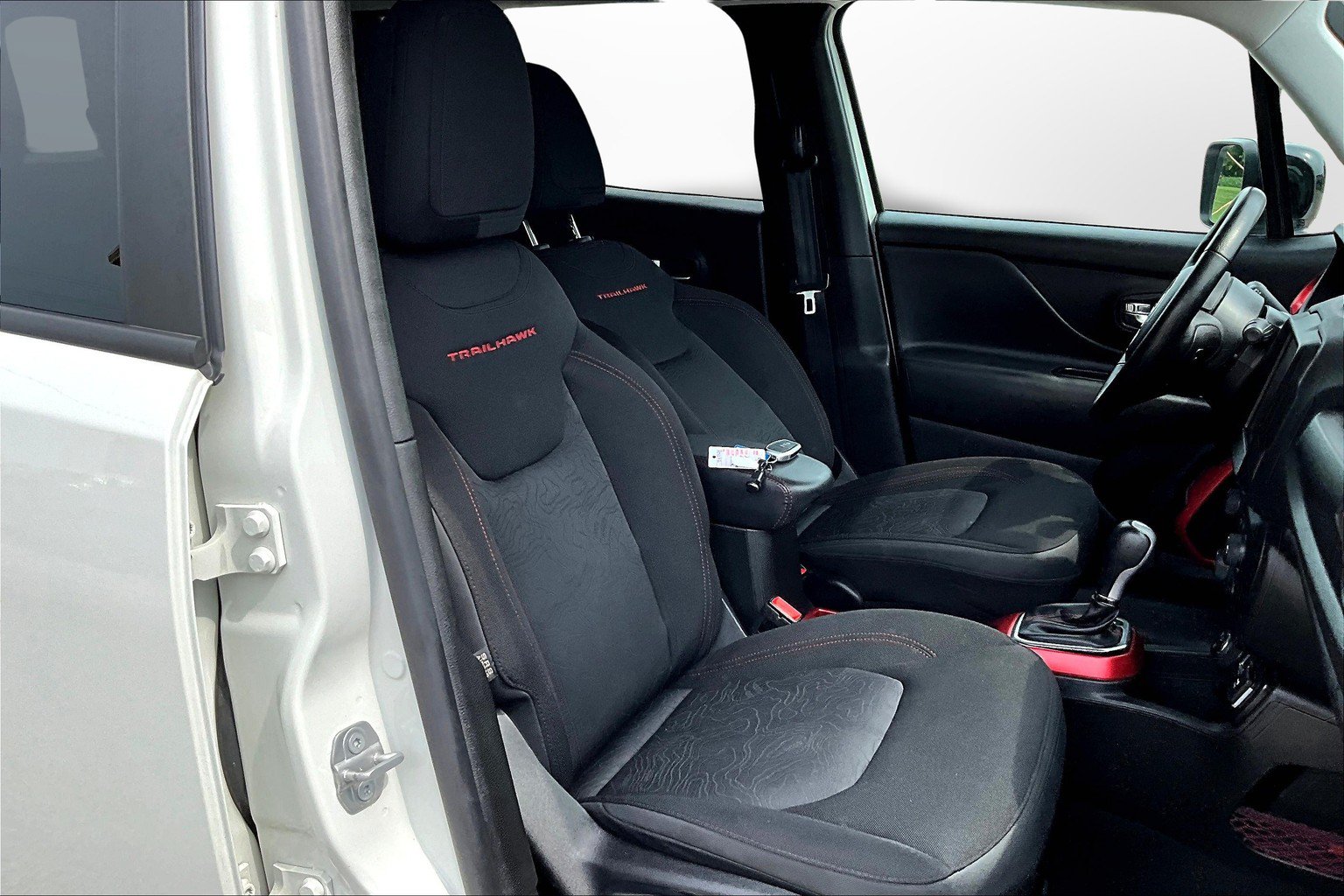 2022 Jeep Renegade Trailhawk - Photo 7