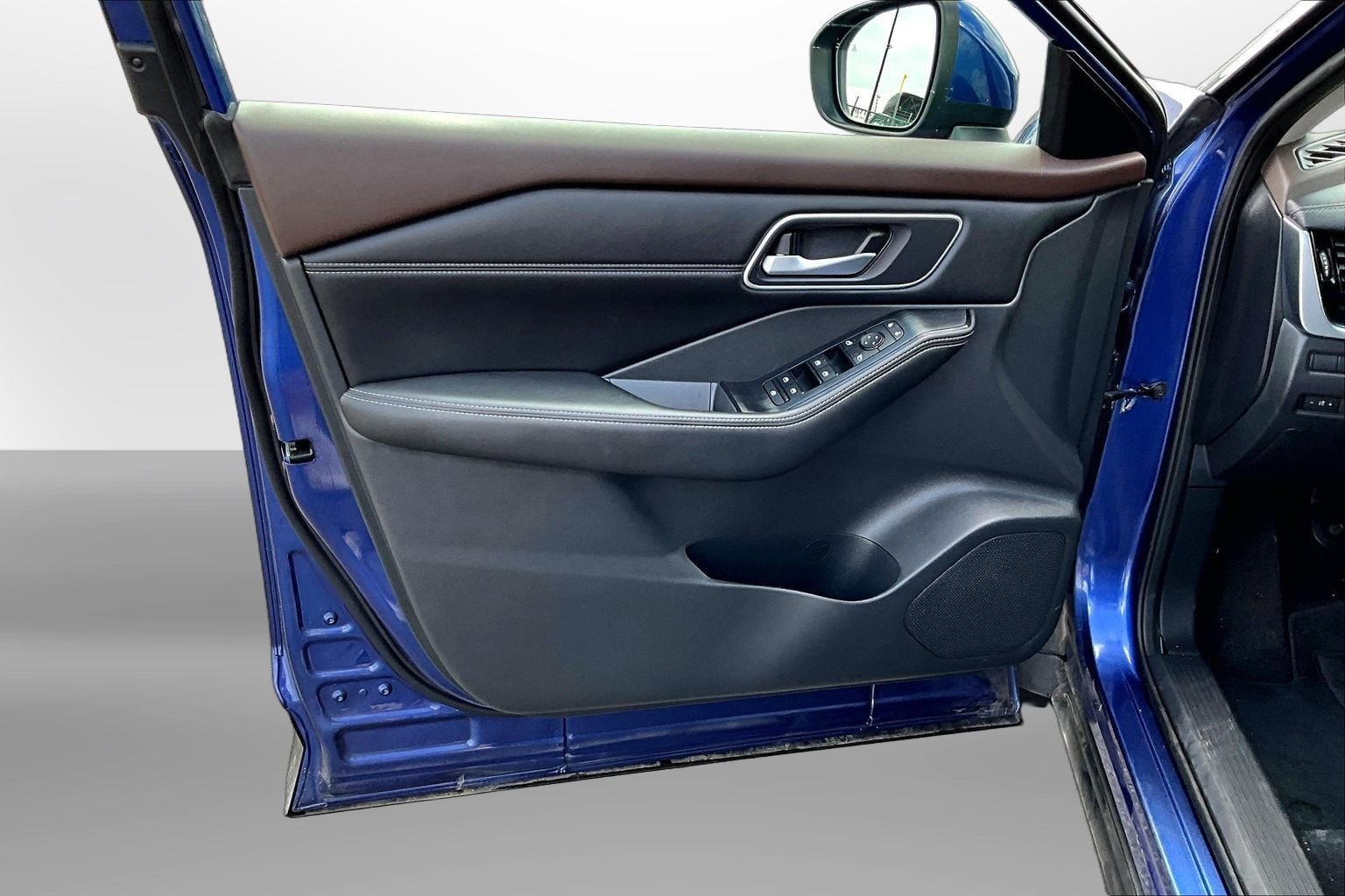 2021 Nissan Rogue SV - Photo 25