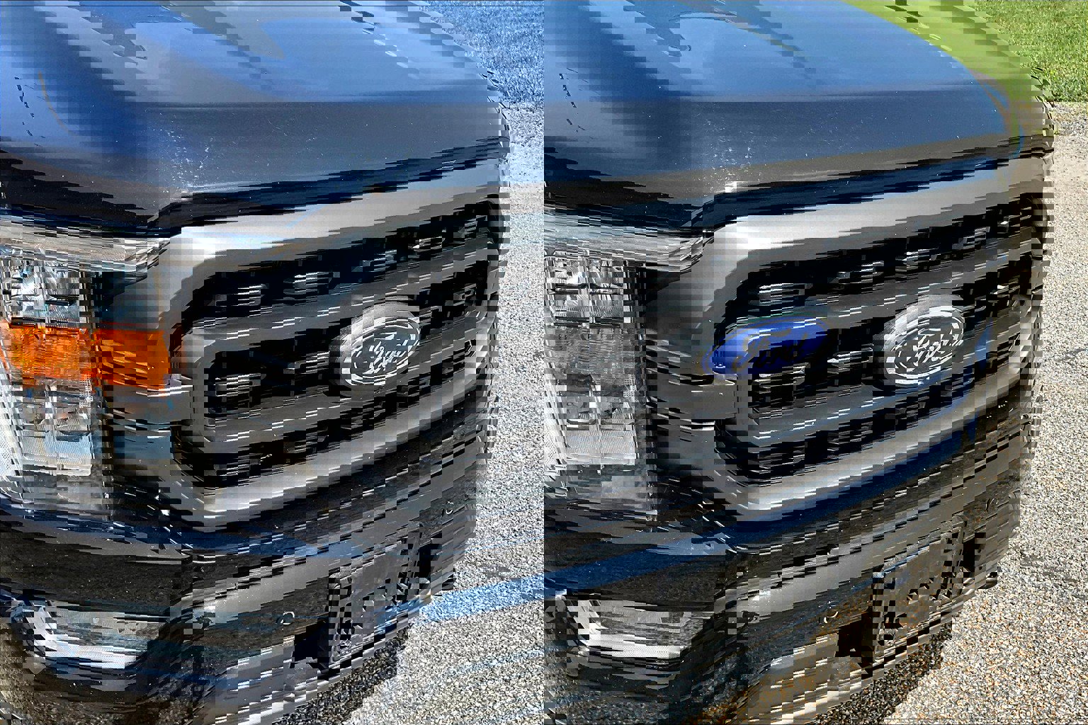 2023 Ford F-150 XLT photo 3