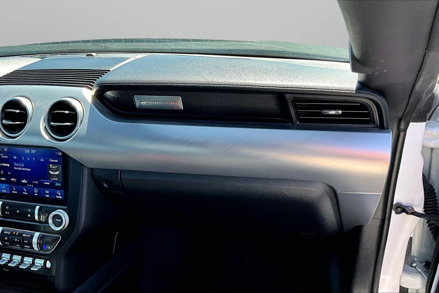 2021 Ford Mustang EcoBoost Premium - Photo 20