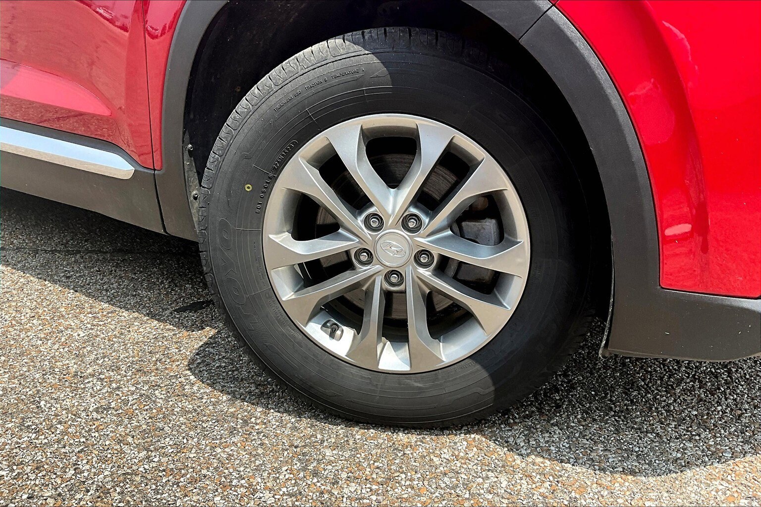 Used 2020 Hyundai Santa Fe SEL with VIN 5NMS3CAD2LH270922 for sale in Morton, IL