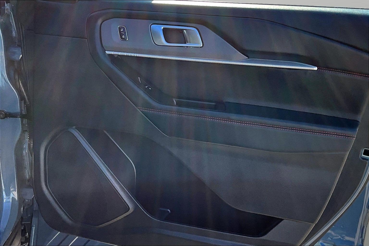 2025 Ford Explorer ST-LINE - Photo 27
