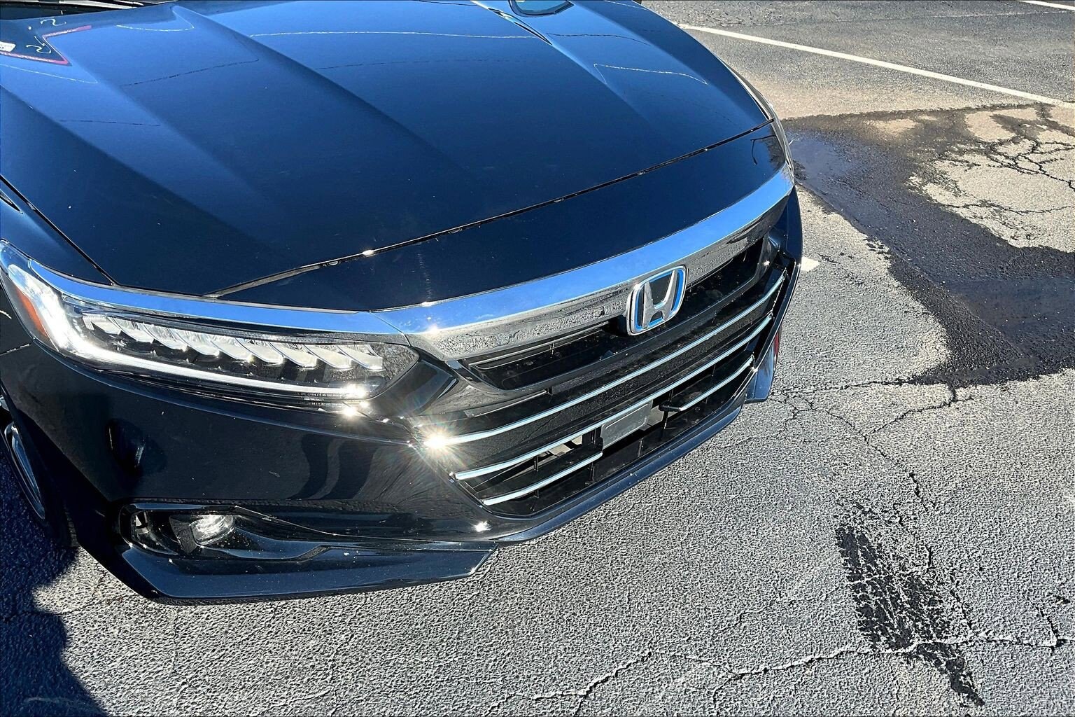 2021 Honda Accord Hybrid EX photo 2