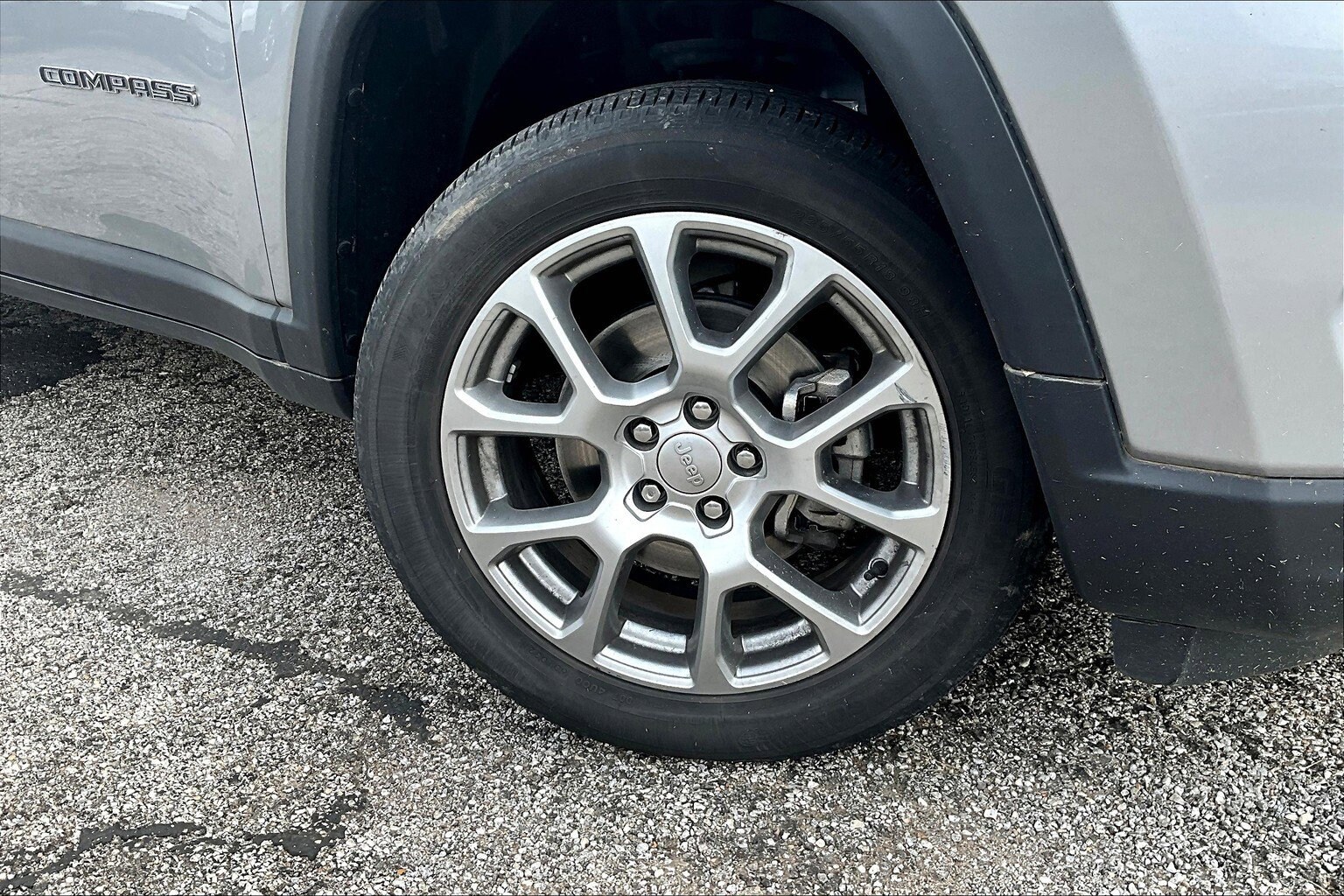 Used 2022 Jeep Compass Latitude Lux with VIN 3C4NJDFB6NT112251 for sale in Morton, IL