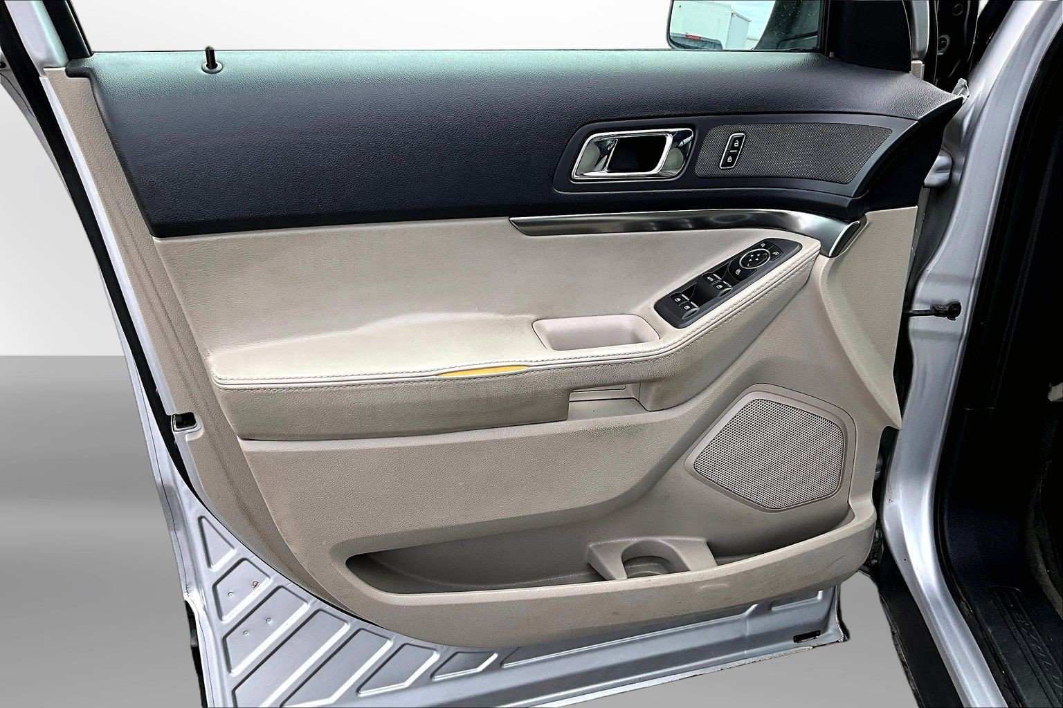 2014 Ford Explorer Base - Photo 25