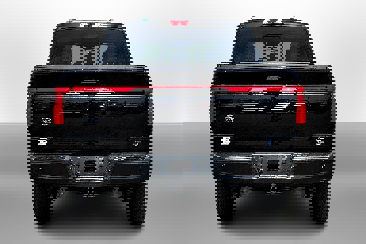2023 Ford F-150 Lightning Platinum photo 3
