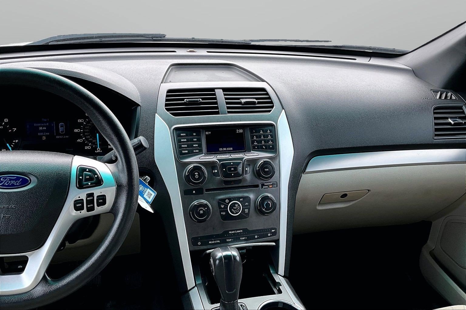 2014 Ford Explorer Base - Photo 6