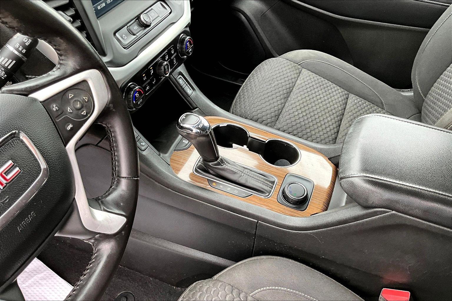 2019 GMC Acadia SLE-2 - Photo 14