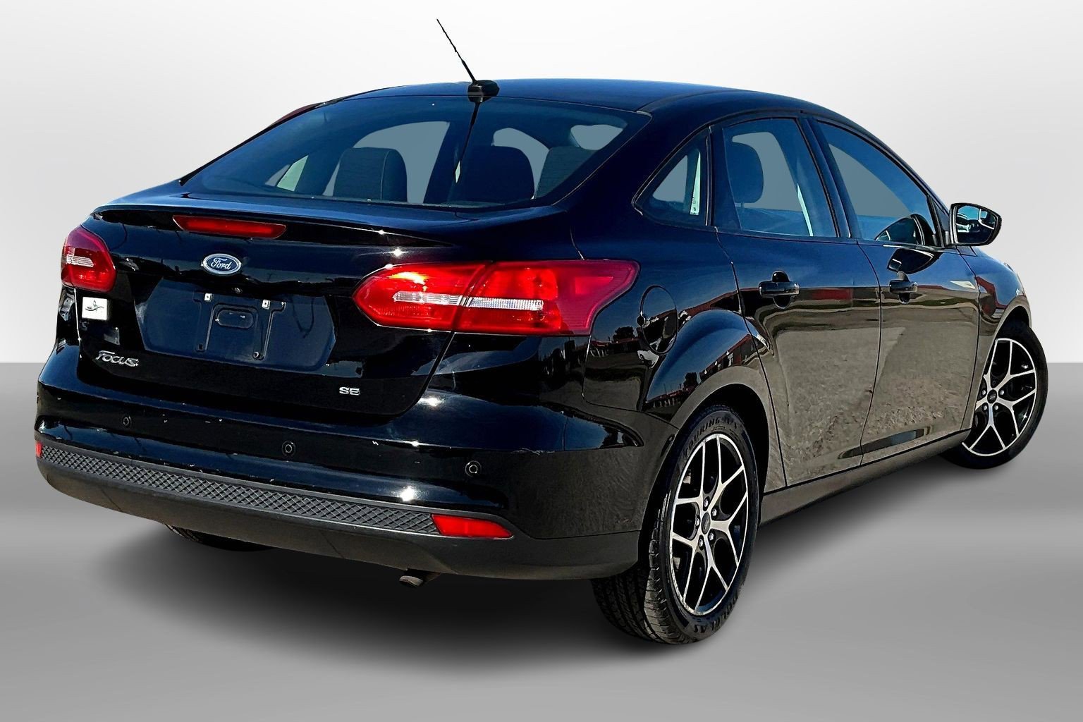 2018 Ford Focus SEL - Photo 11
