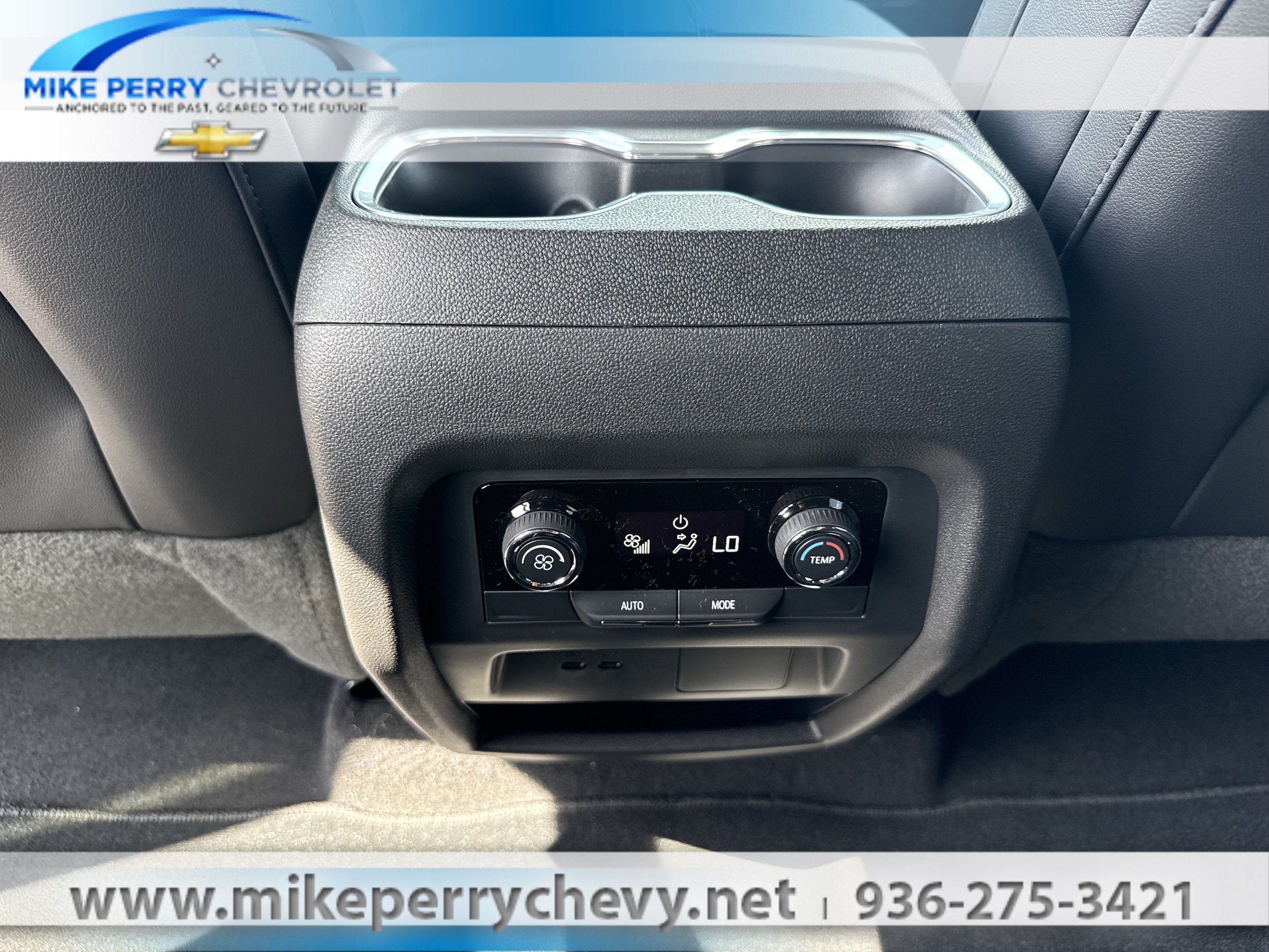 2026 Chevrolet Traverse LT - Photo 11