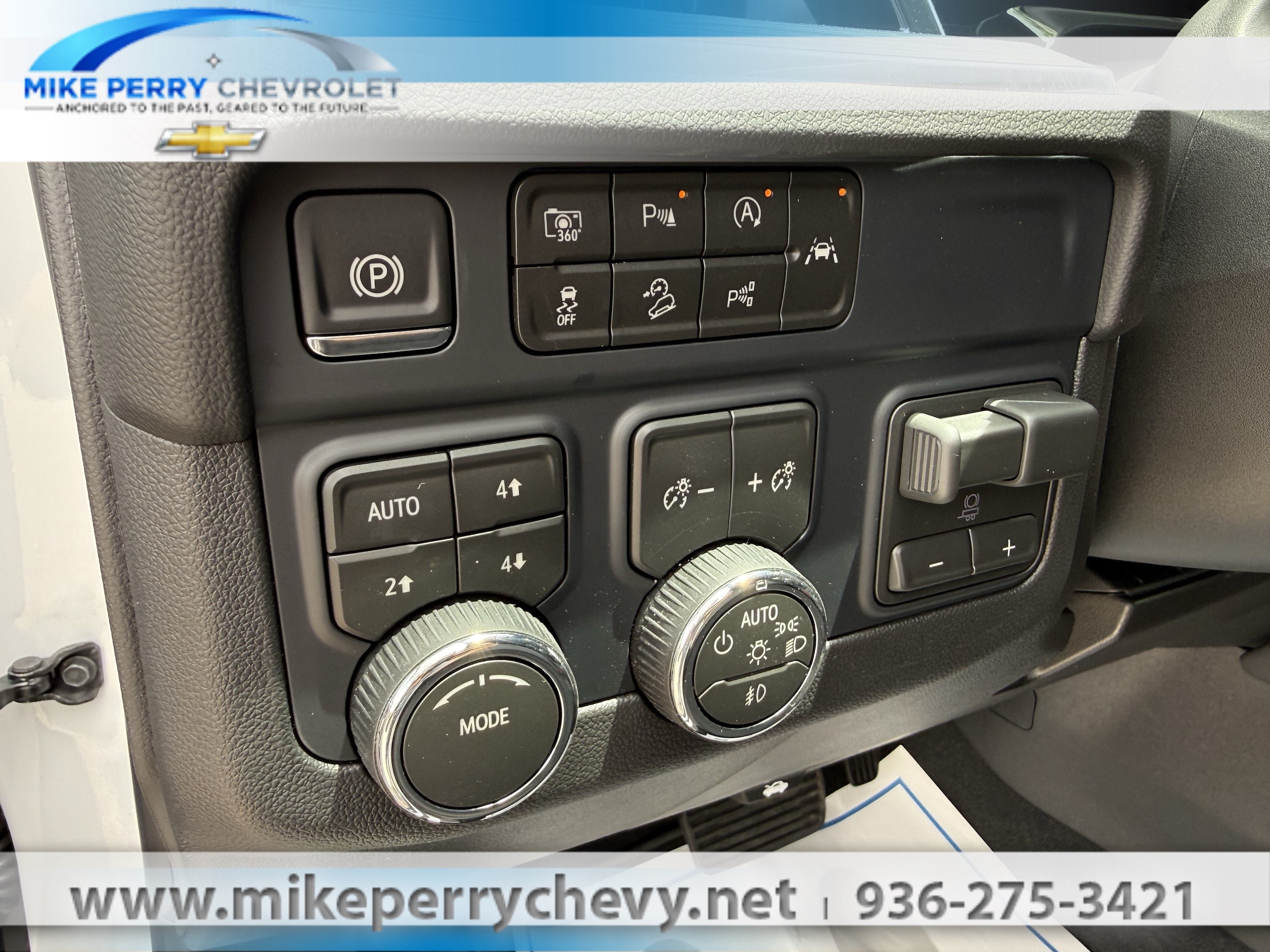 2026 Chevrolet Tahoe LT - Photo 13