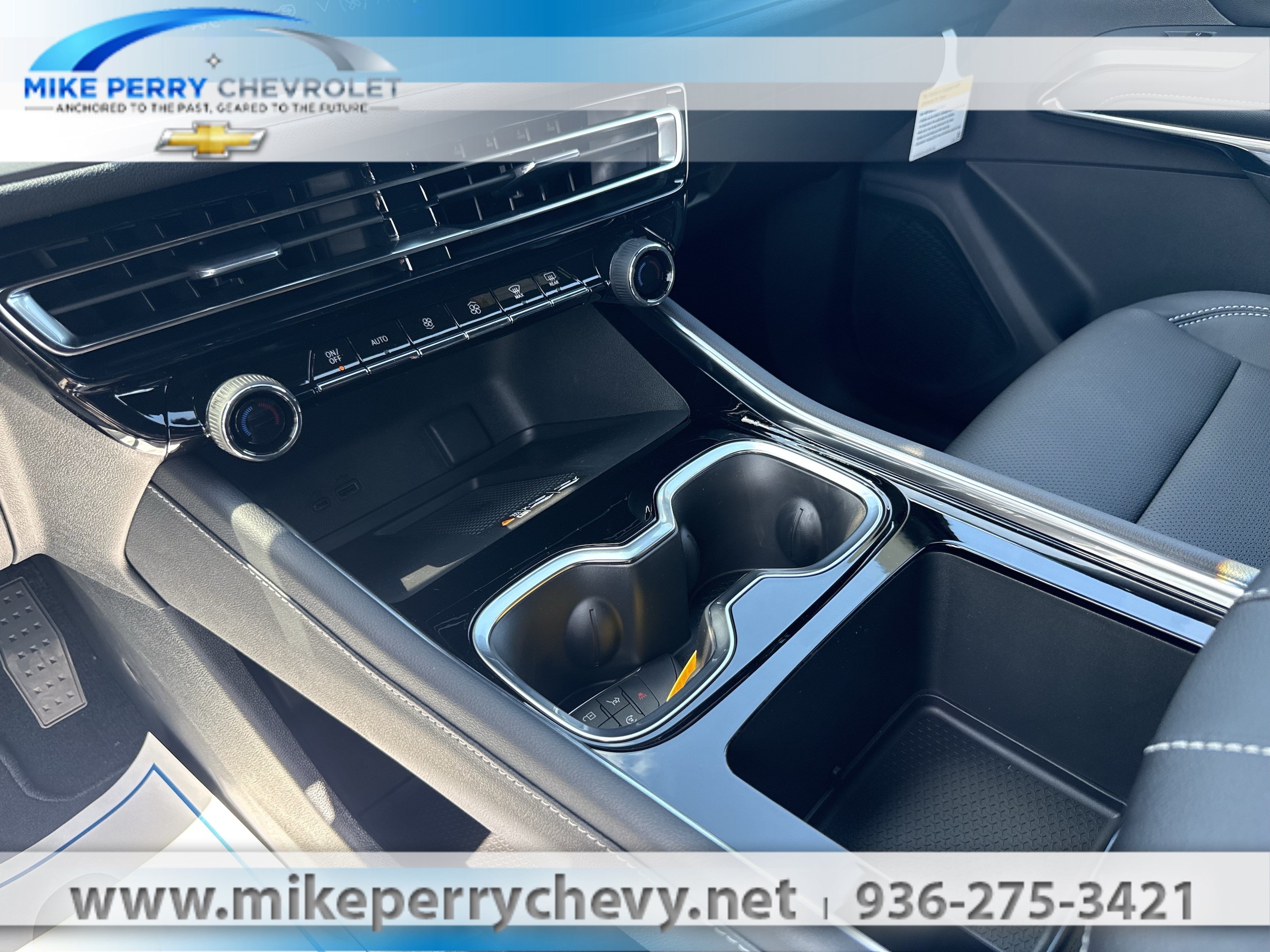 2026 Chevrolet Traverse LT - Photo 9
