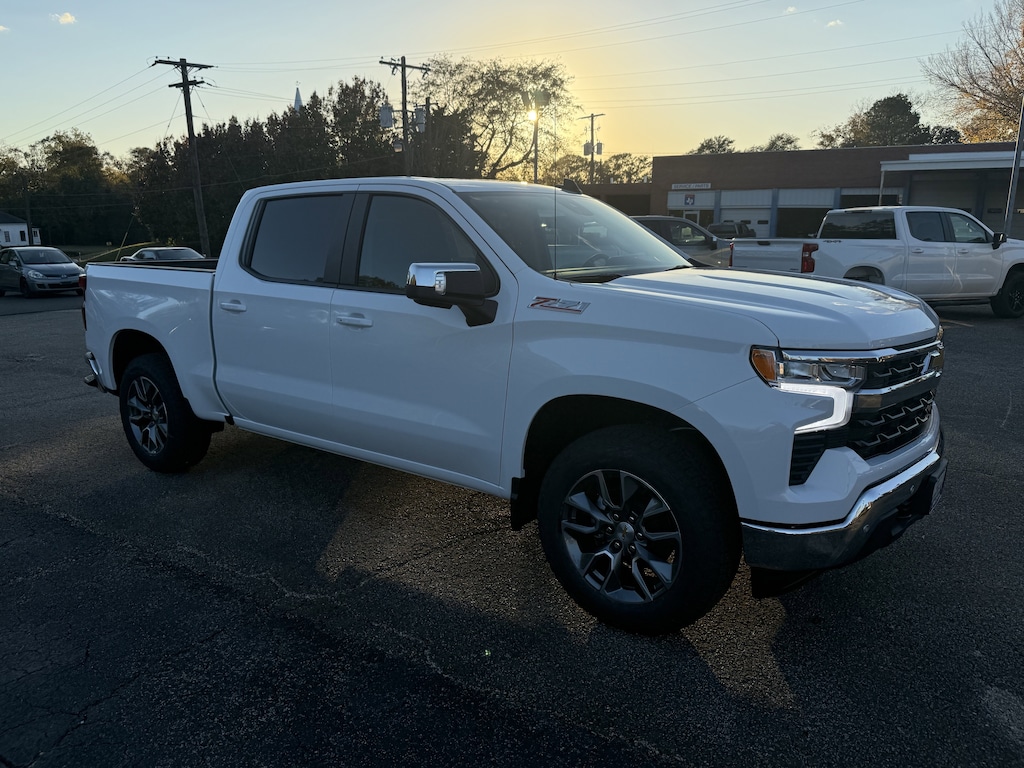 New 2026 Chevrolet Silverado 1500 LT Truck