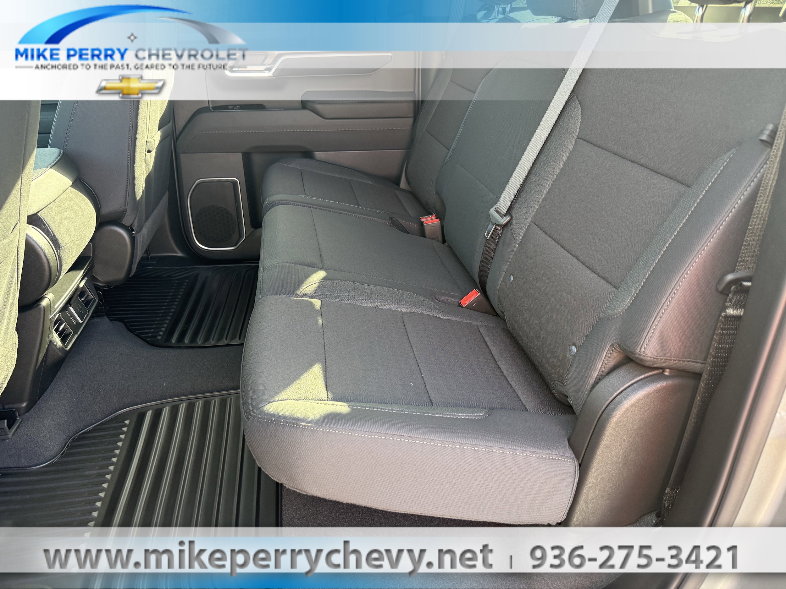2026 Chevrolet Silverado 1500 LT - Photo 10