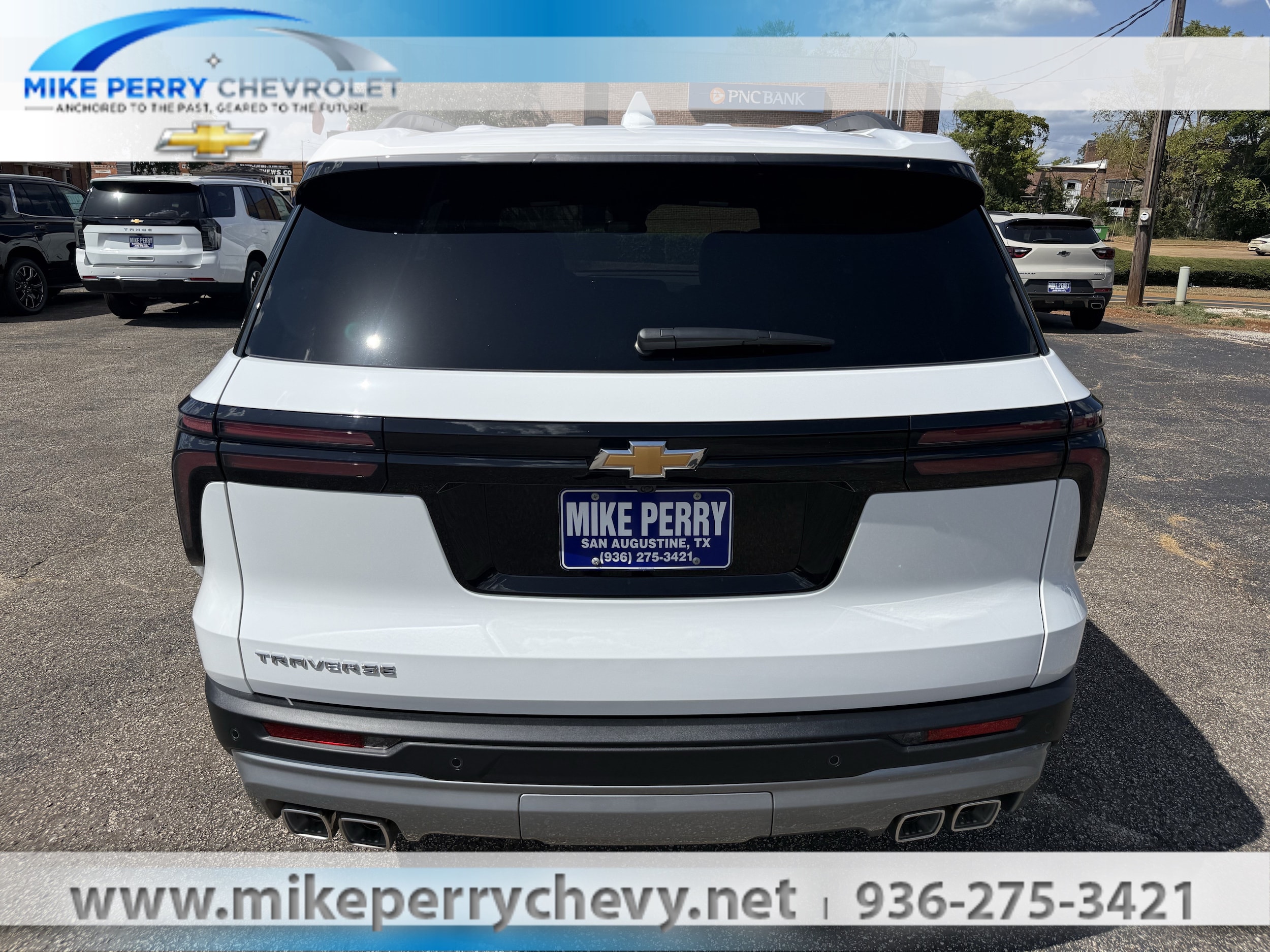 2026 Chevrolet Traverse LT - Photo 14