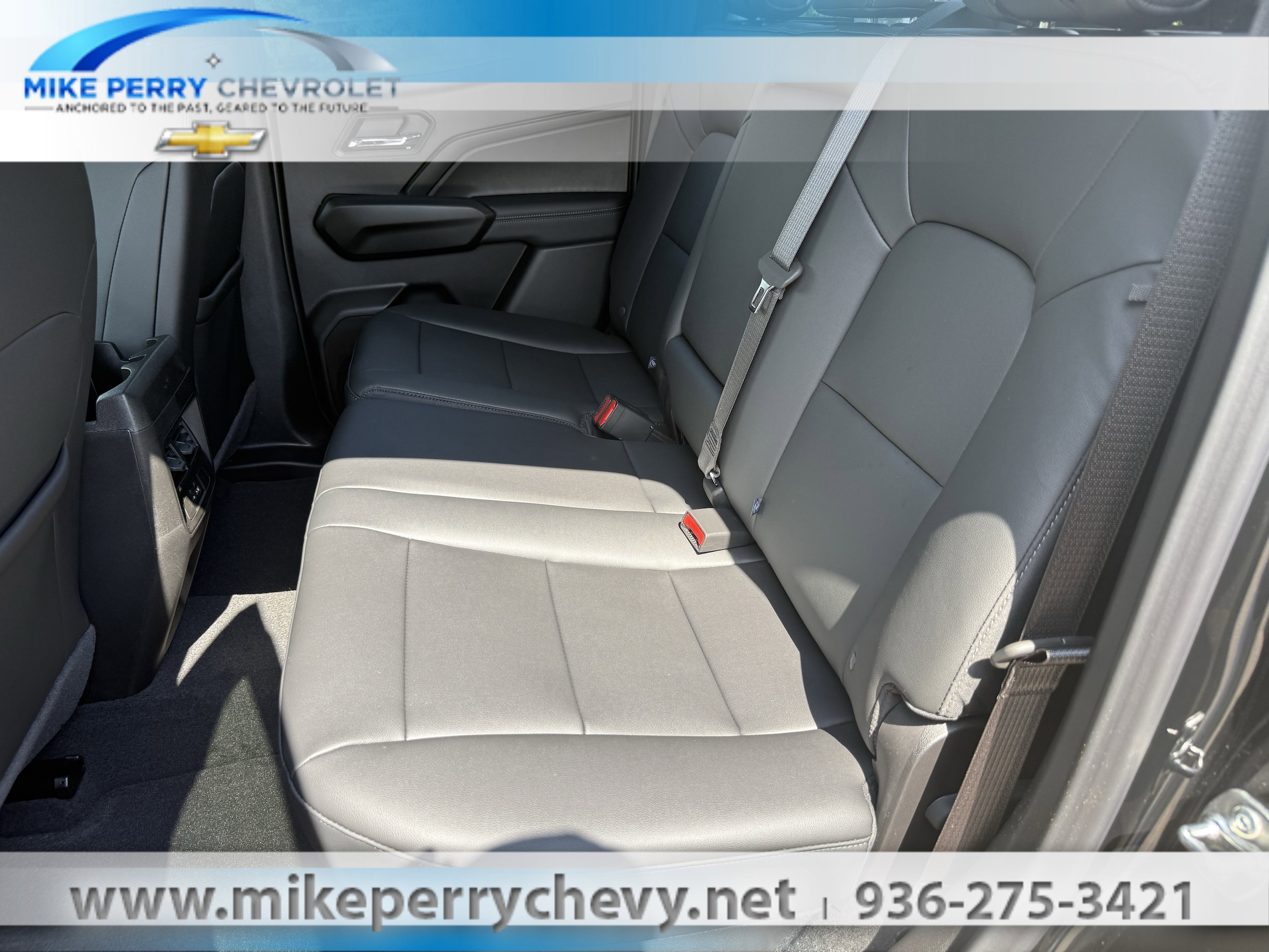 2026 Chevrolet Colorado LT - Photo 12
