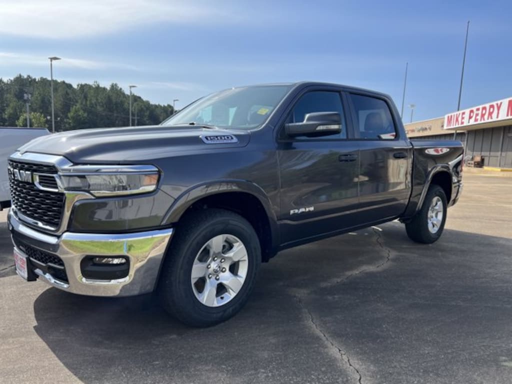 New 2026 Ram 1500 BIG HORN CREW CAB 4X2 5'7 BOX Pickup