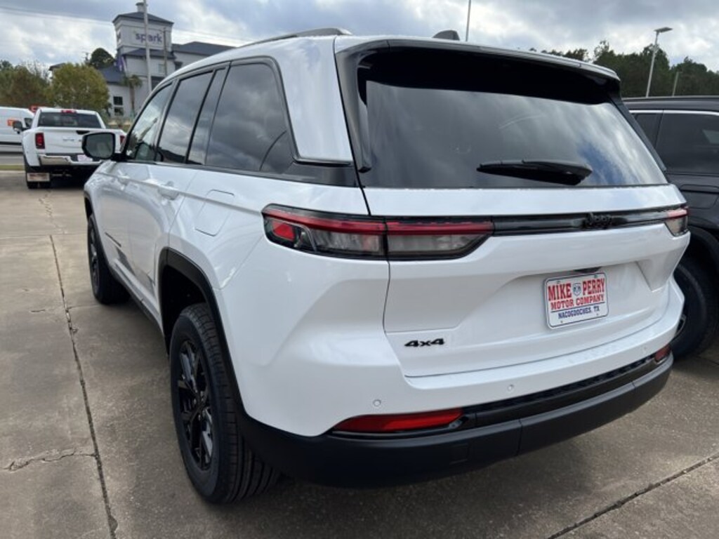 New 2025 Jeep Grand Cherokee ALTITUDE X 4X4 Sport Utility