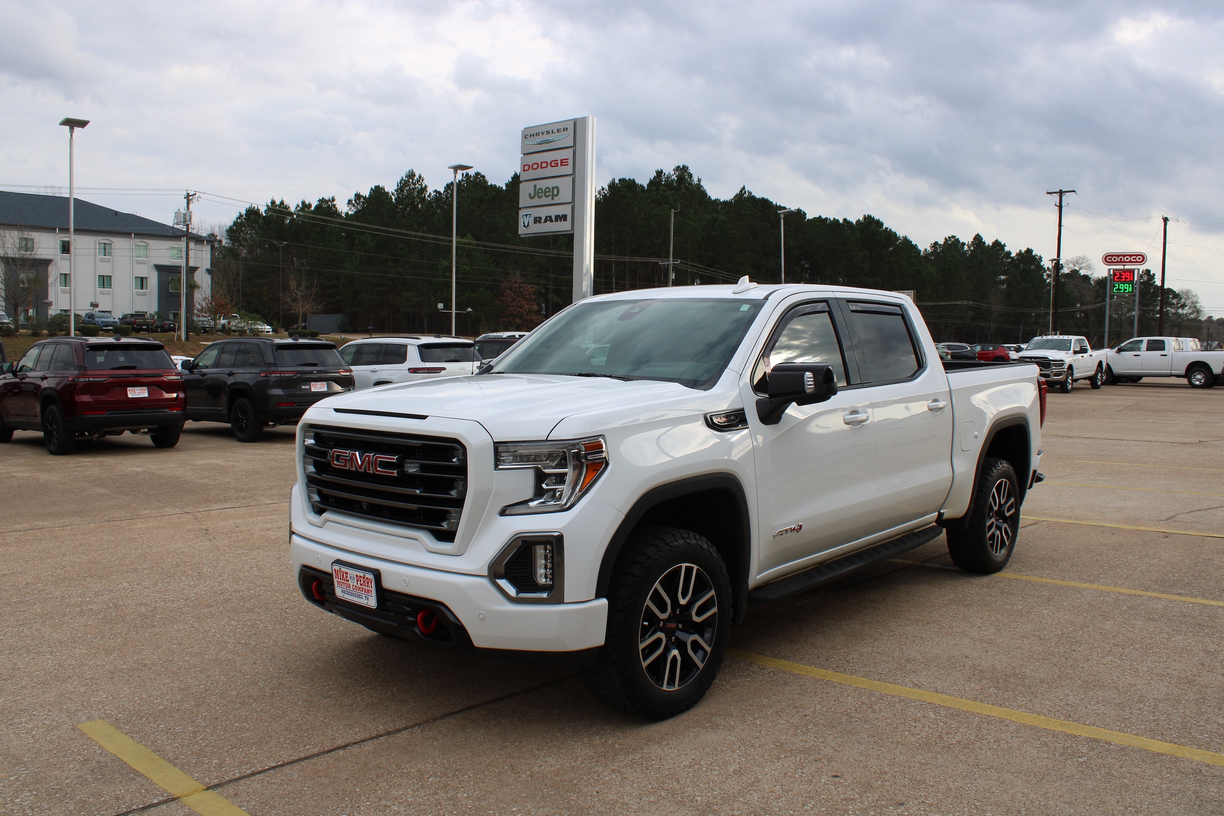 2022 GMC Sierra 1500 Limited AT4's photo