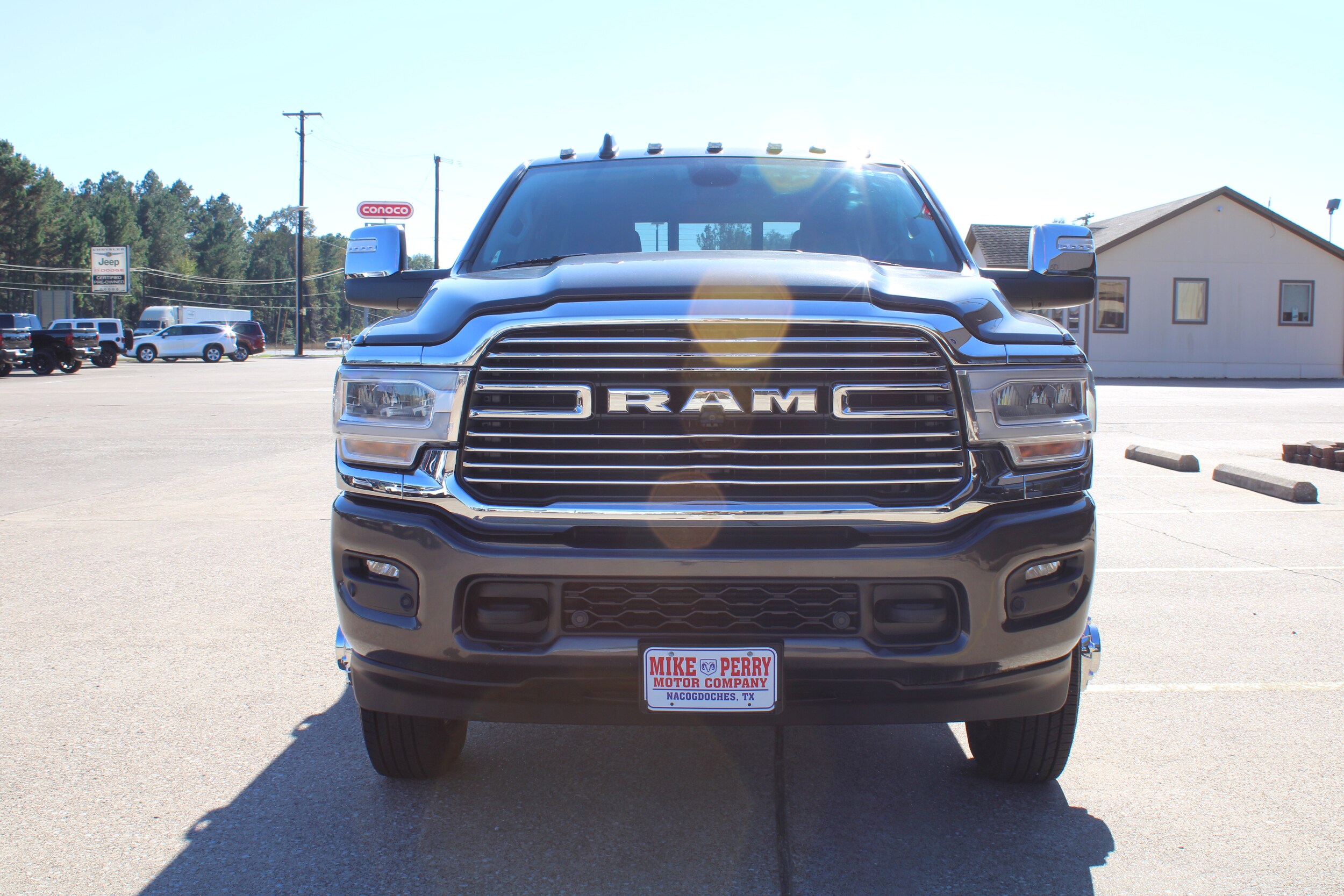 2024 Ram 3500 Laramie photo 3