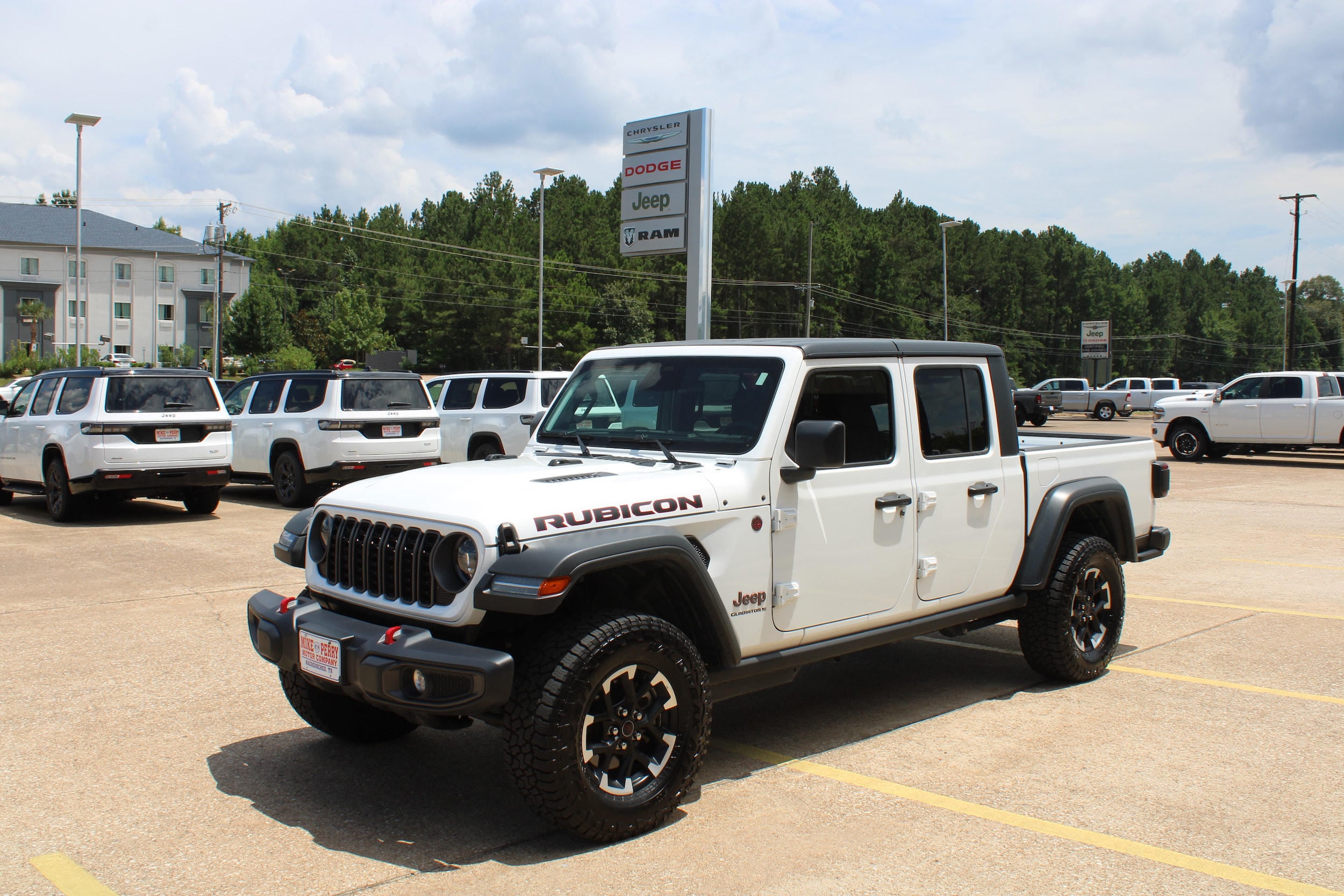 2026 Jeep Gladiator Rubicon Auto's photo