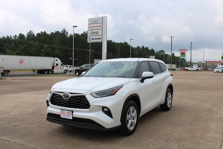 2023 Toyota Highlander Hybrid LE SUV