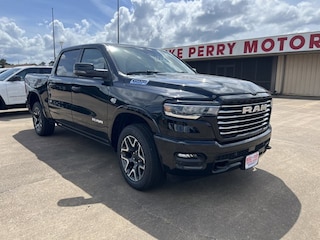 2026 Ram 1500 LARAMIE CREW CAB 4X4 5'7 BOX Pickup